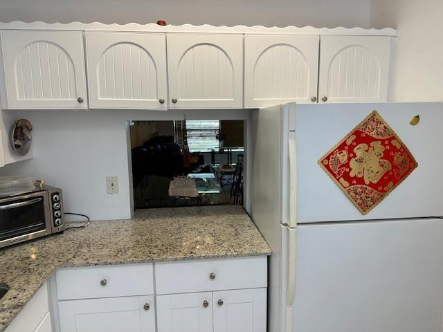 ORIOLE GARDENS - Residential