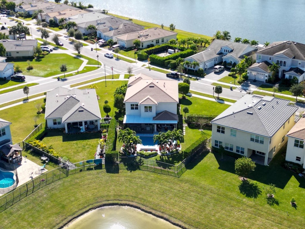 Hammocks/Westlake - Residential