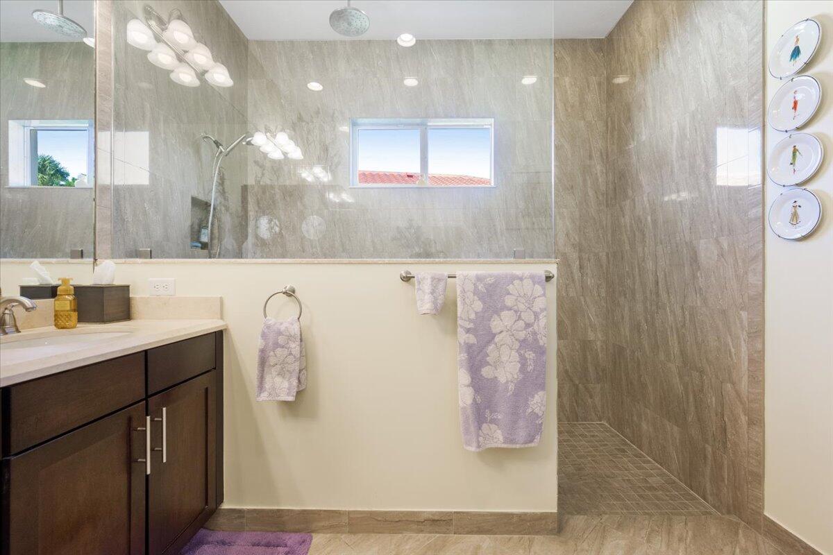 PORTOSOL REPL NO 3 - Residential