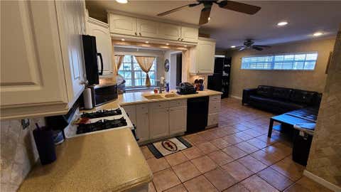 Featured picture for the property F10270538
