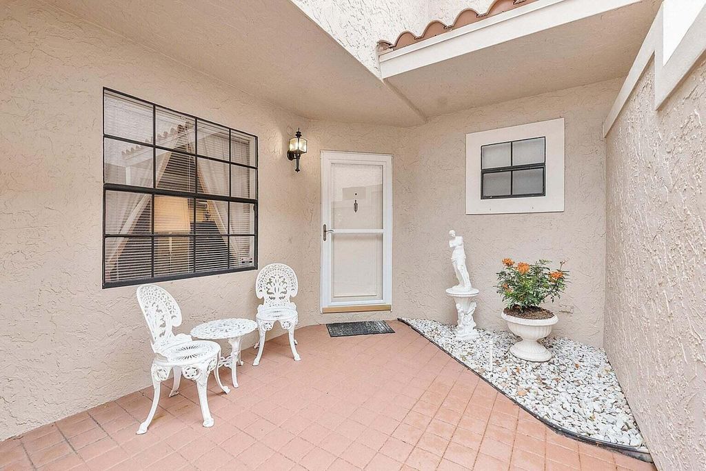 Photo of 6020 S Verde Trail #1060, Boca Raton, FL 33433 (MLS # R11099358)