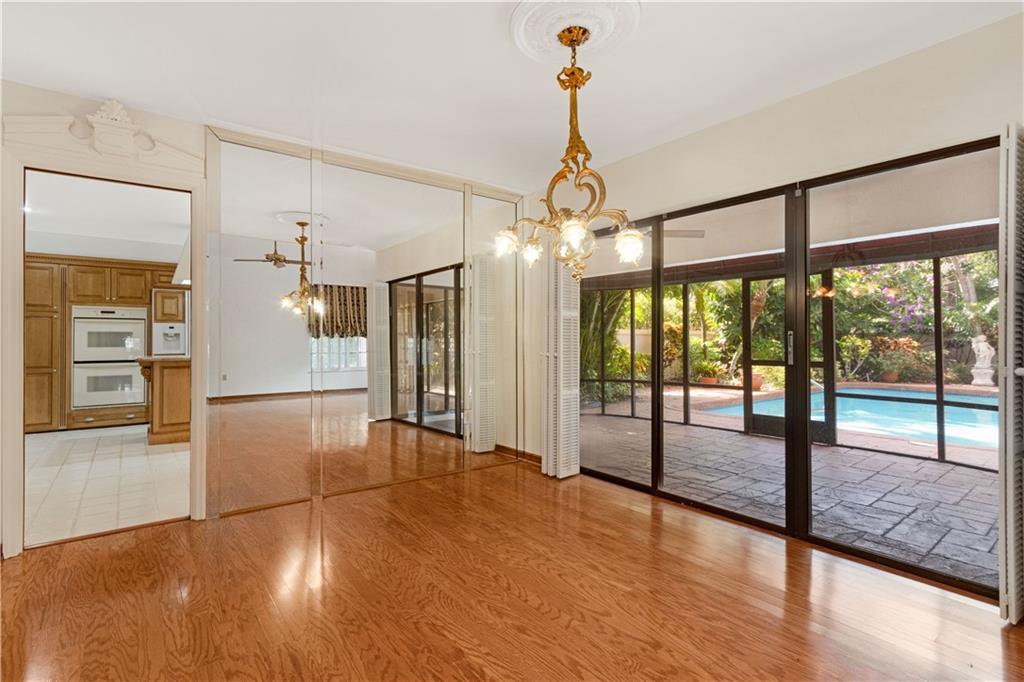 Villa Deste Condo - Residential
