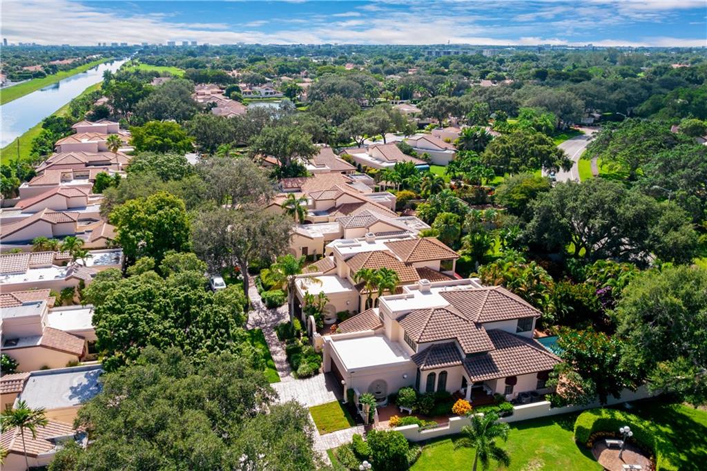 Villa Deste Condo - Residential