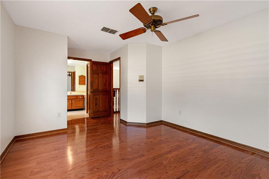 Villa Deste Condo - Residential