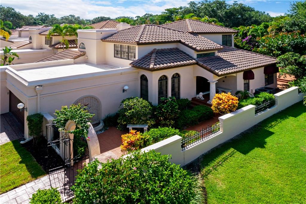 Villa Deste Condo - Residential