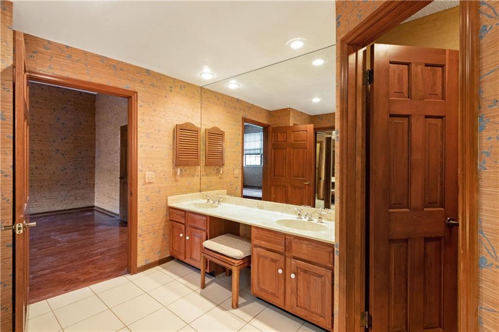 Villa Deste Condo - Residential