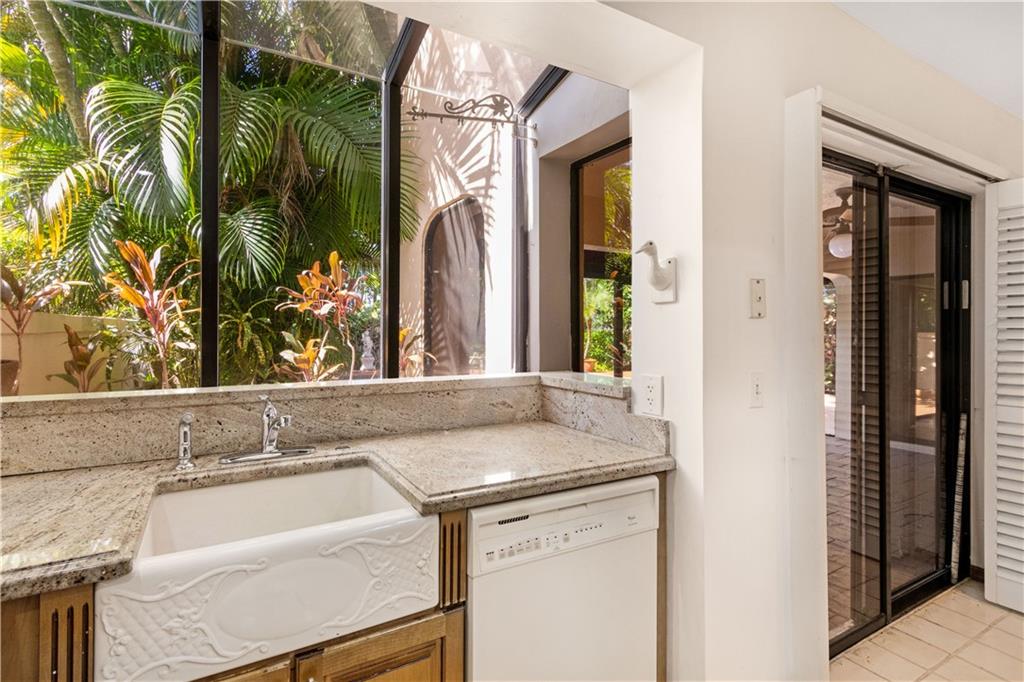 Villa Deste Condo - Residential