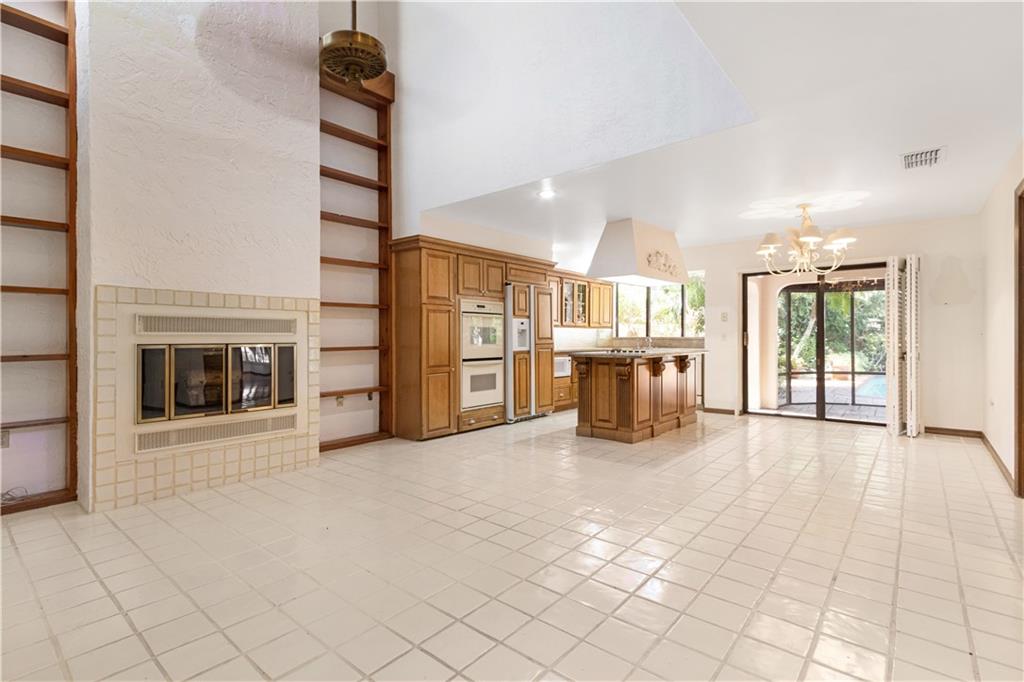 Villa Deste Condo - Residential