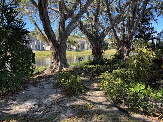 ROSSMOOR LAKES - Residential