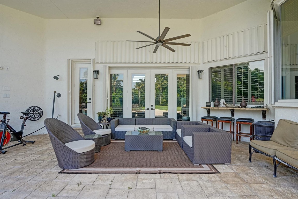 Las Brisas 142-25 B - Residential