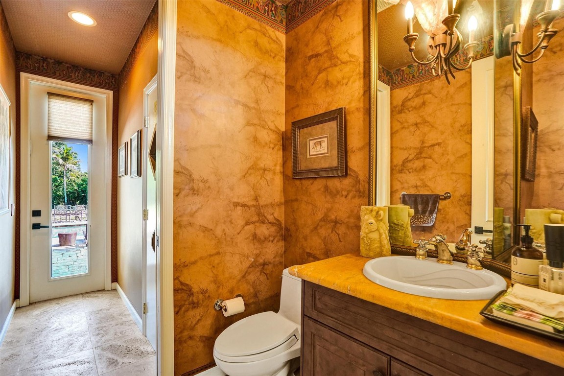 Las Brisas 142-25 B - Residential