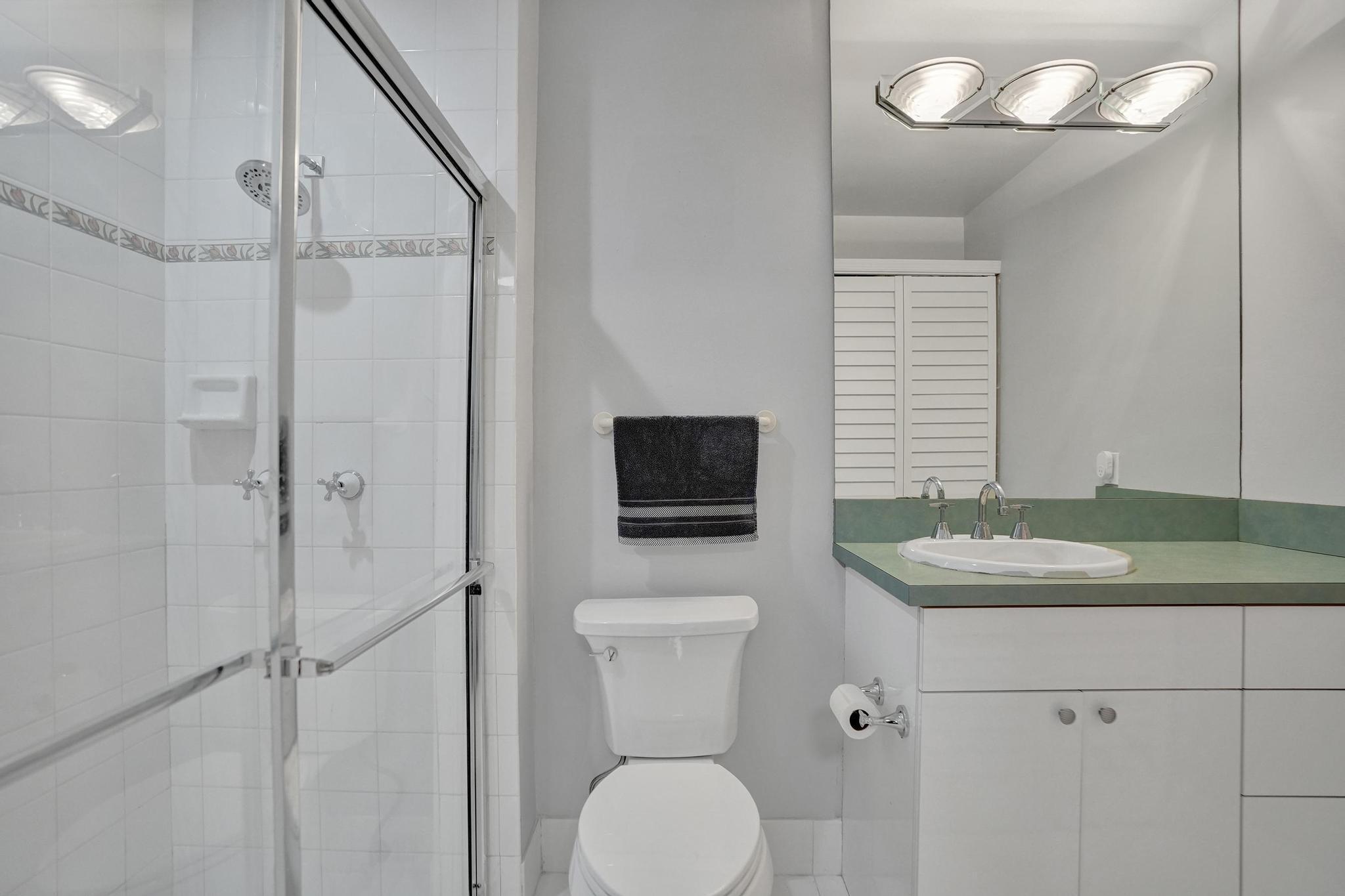 Las Brisas 142-25 B - Residential