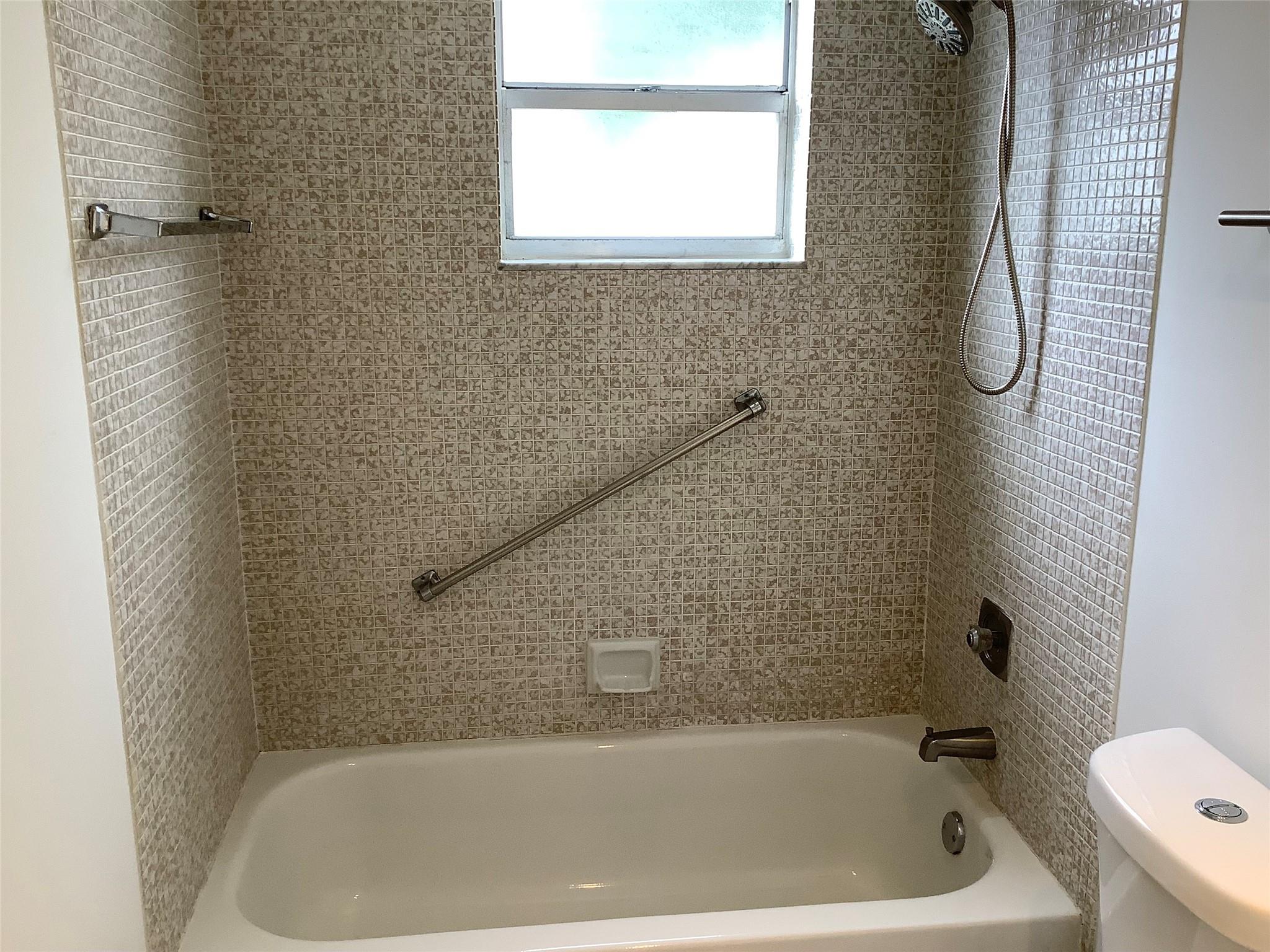 Kings Point Normandy A-U - Residential Lease