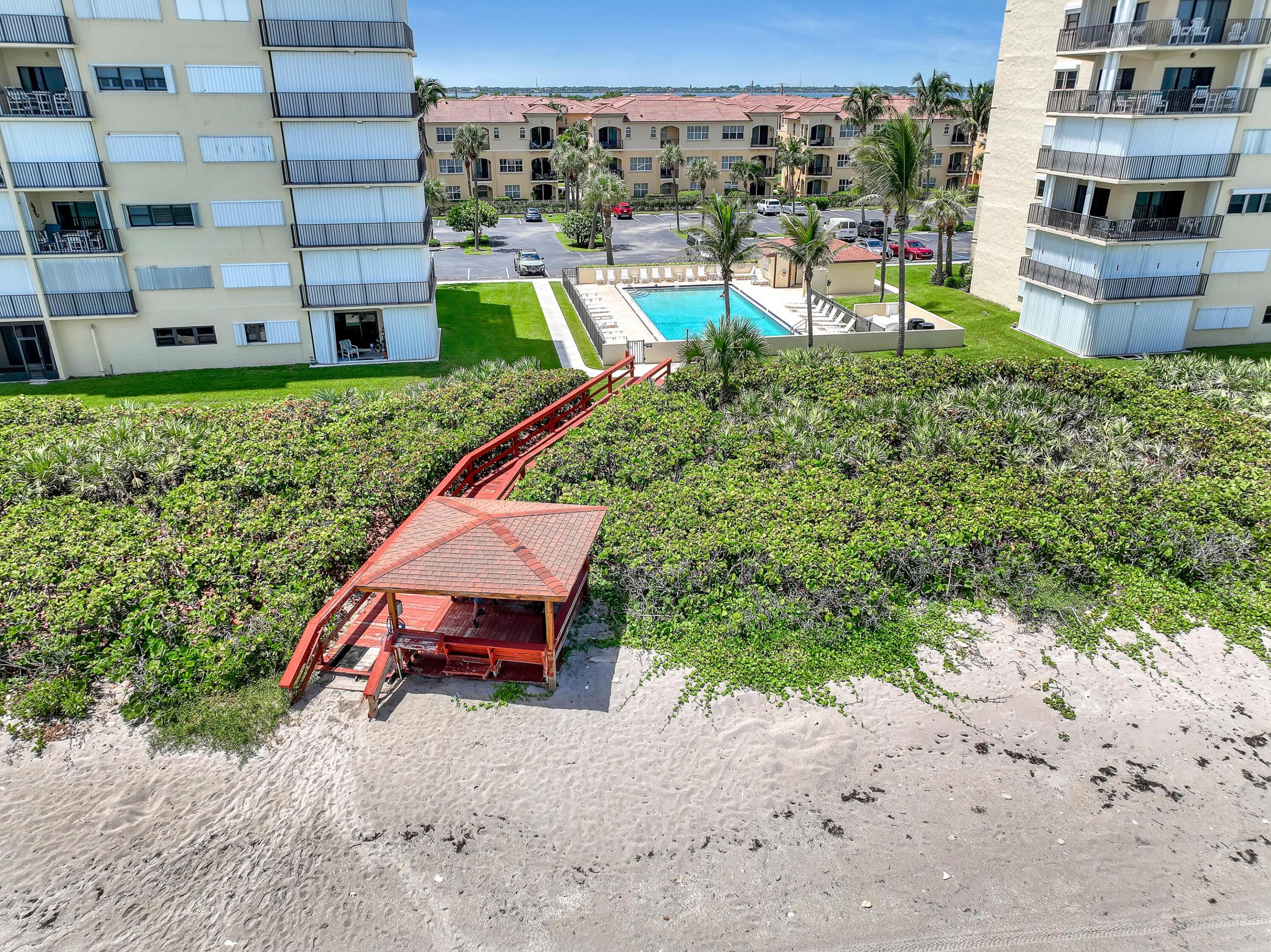 SAND DOLLAR VILLAS CONDOMINIUM A - Residential