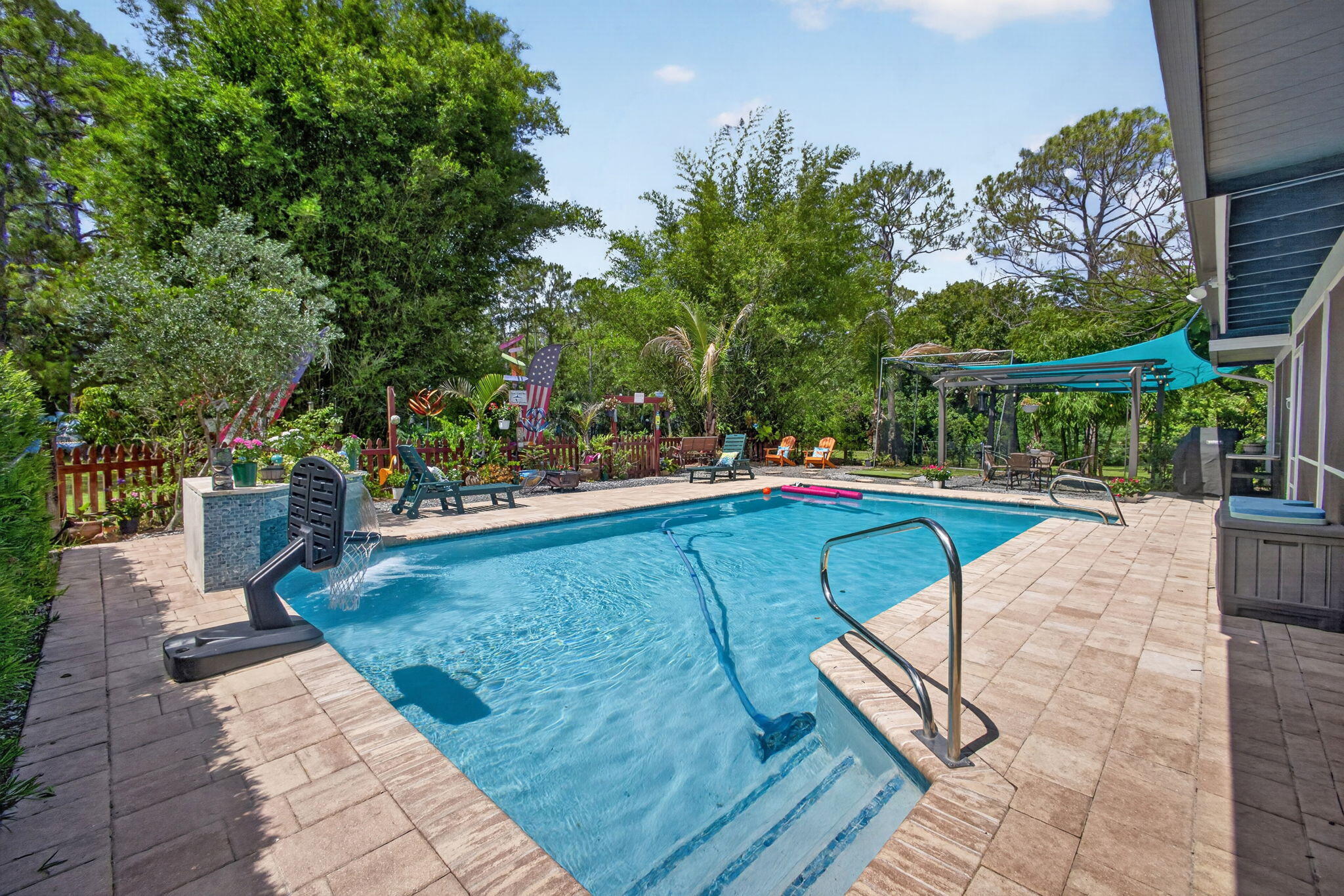 12558 165th Road N