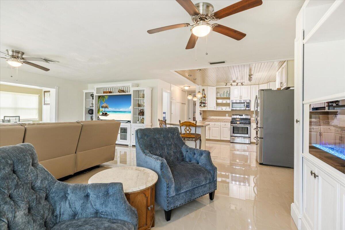 6005 Lantana Drive