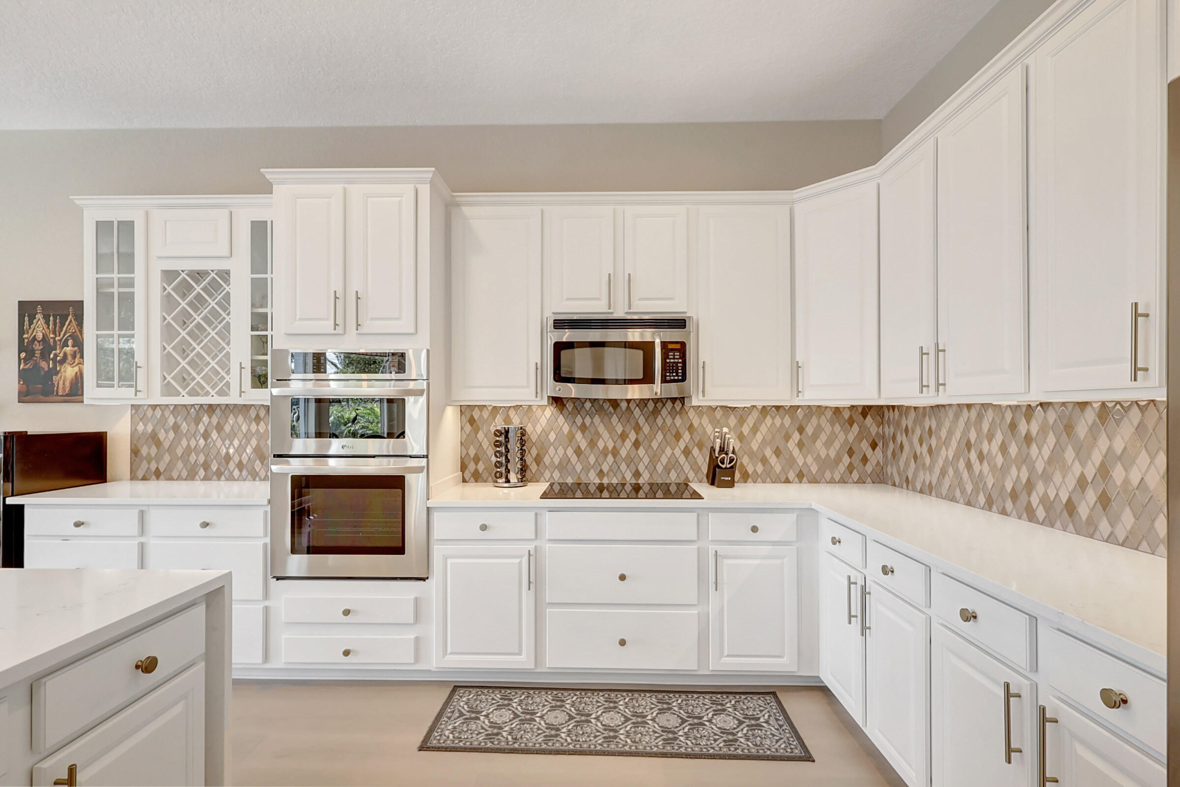 LOST RIVER MANORS - Residential Lease
