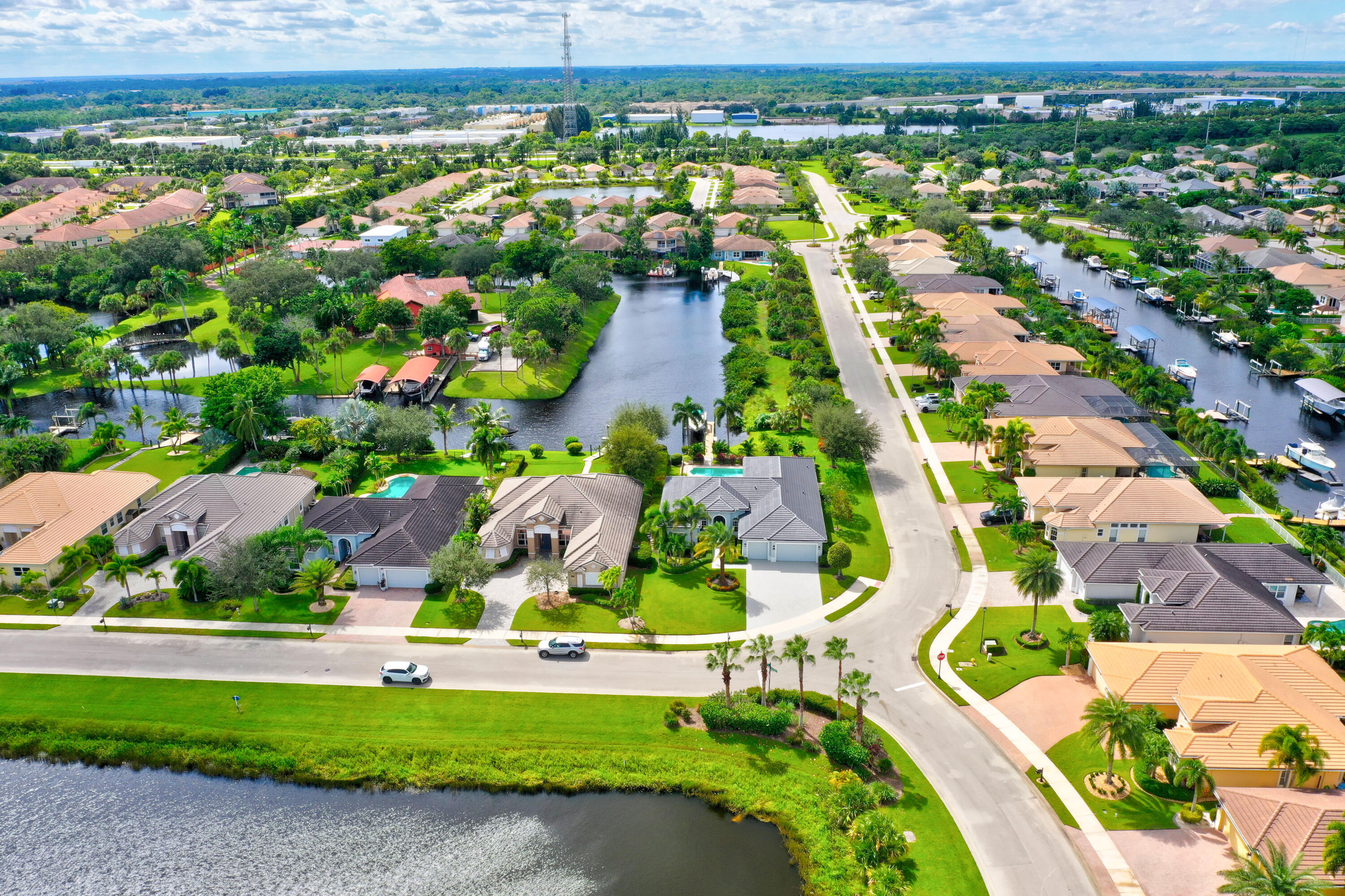 LOST RIVER MANORS - Residential Lease