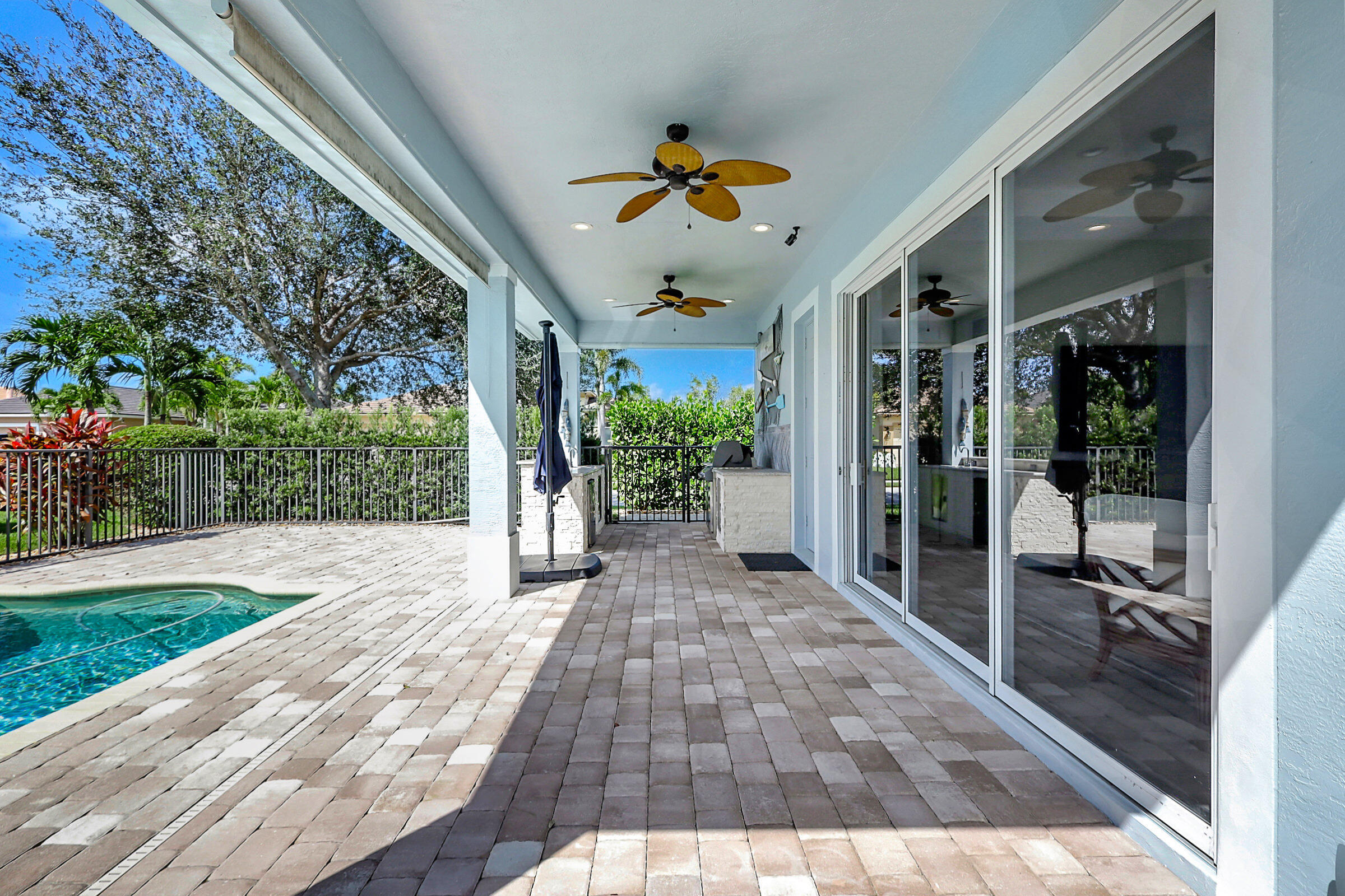 LOST RIVER MANORS - Residential Lease