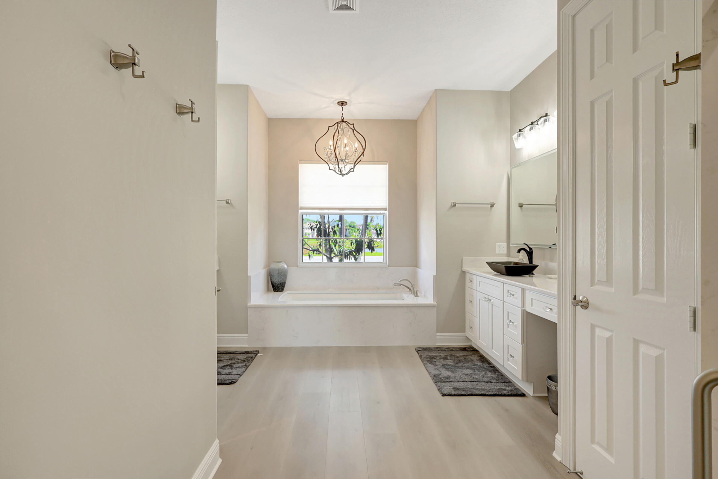 LOST RIVER MANORS - Residential Lease