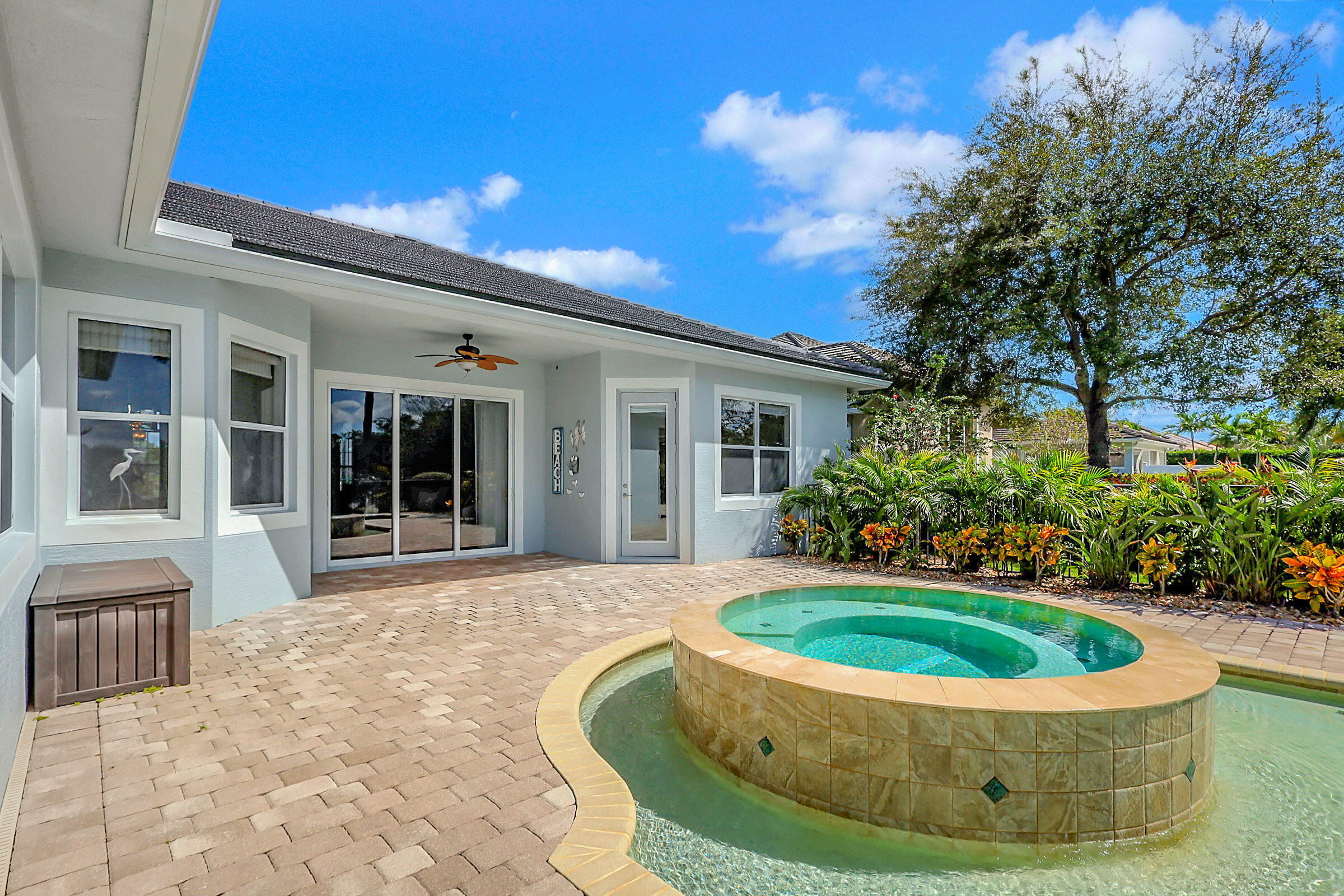 LOST RIVER MANORS - Residential Lease