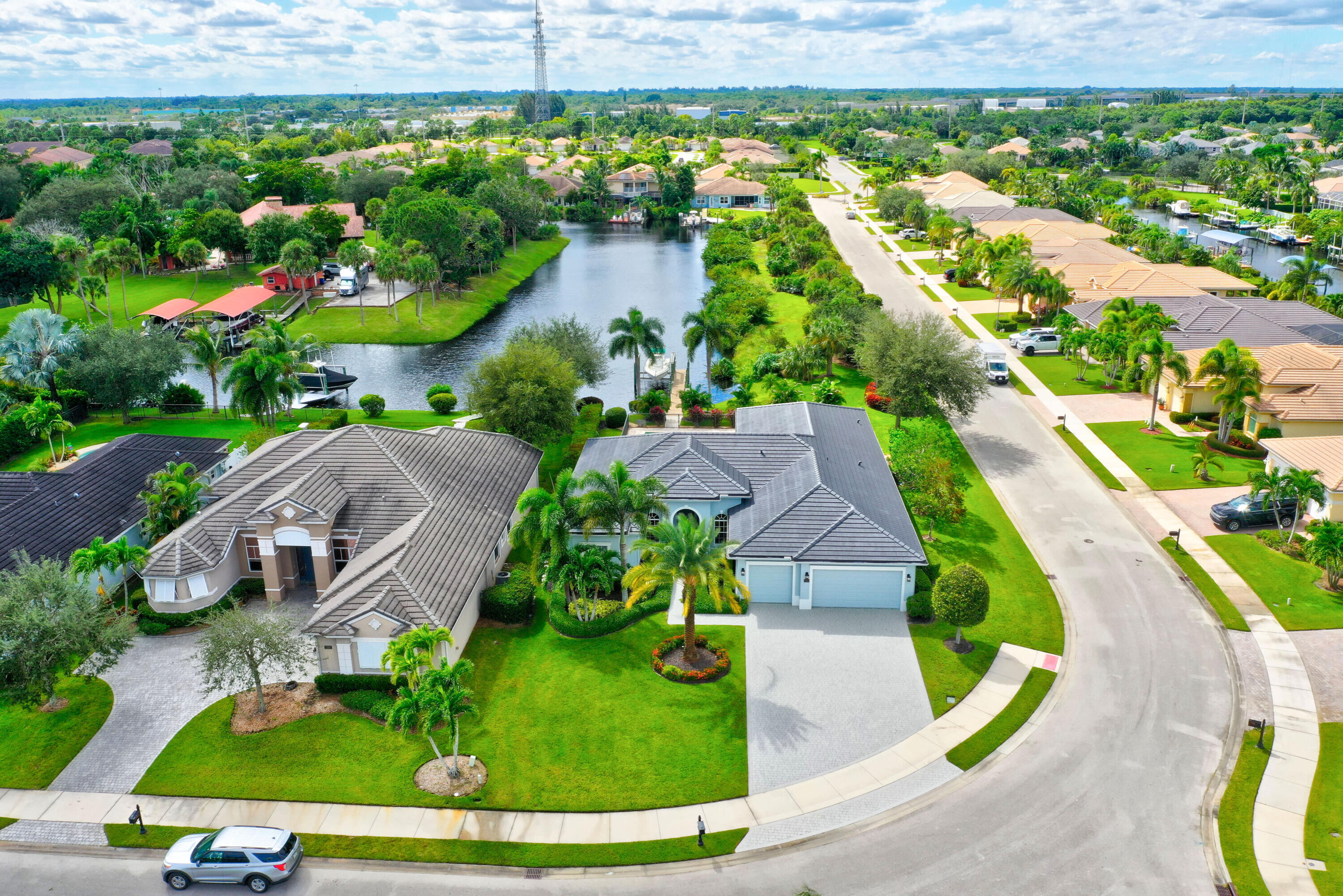 LOST RIVER MANORS - Residential Lease