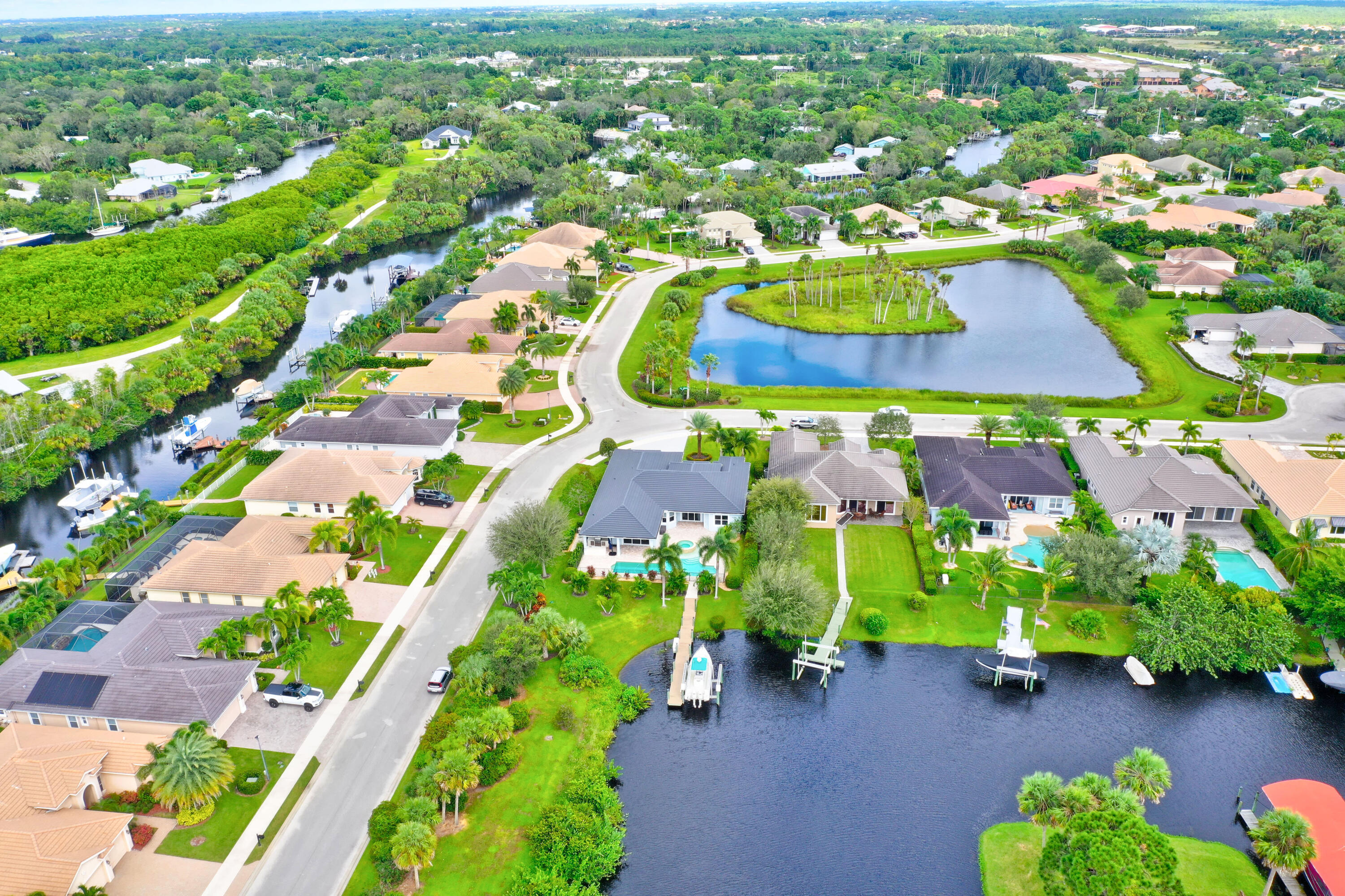 LOST RIVER MANORS - Residential Lease