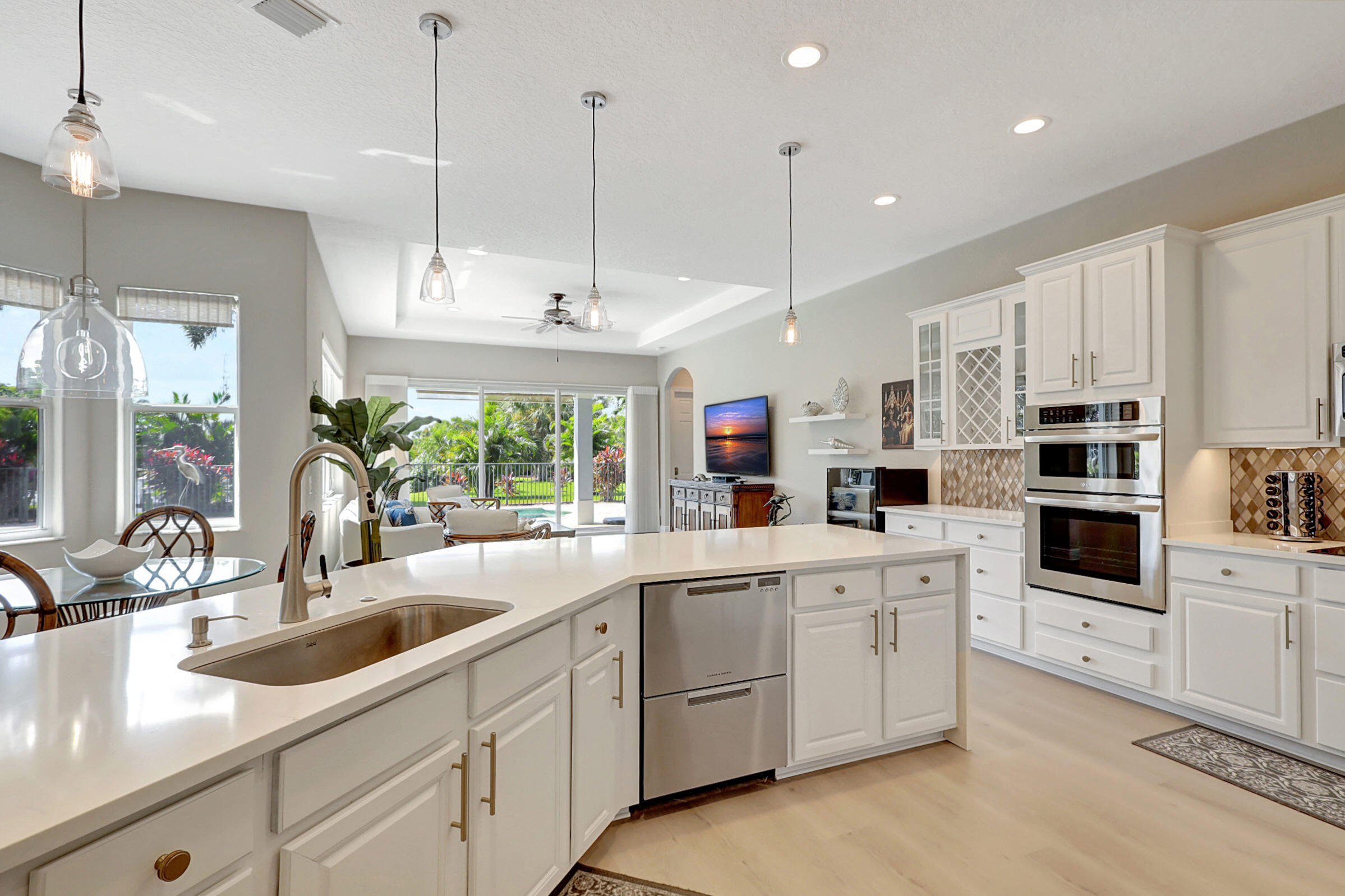 LOST RIVER MANORS - Residential Lease
