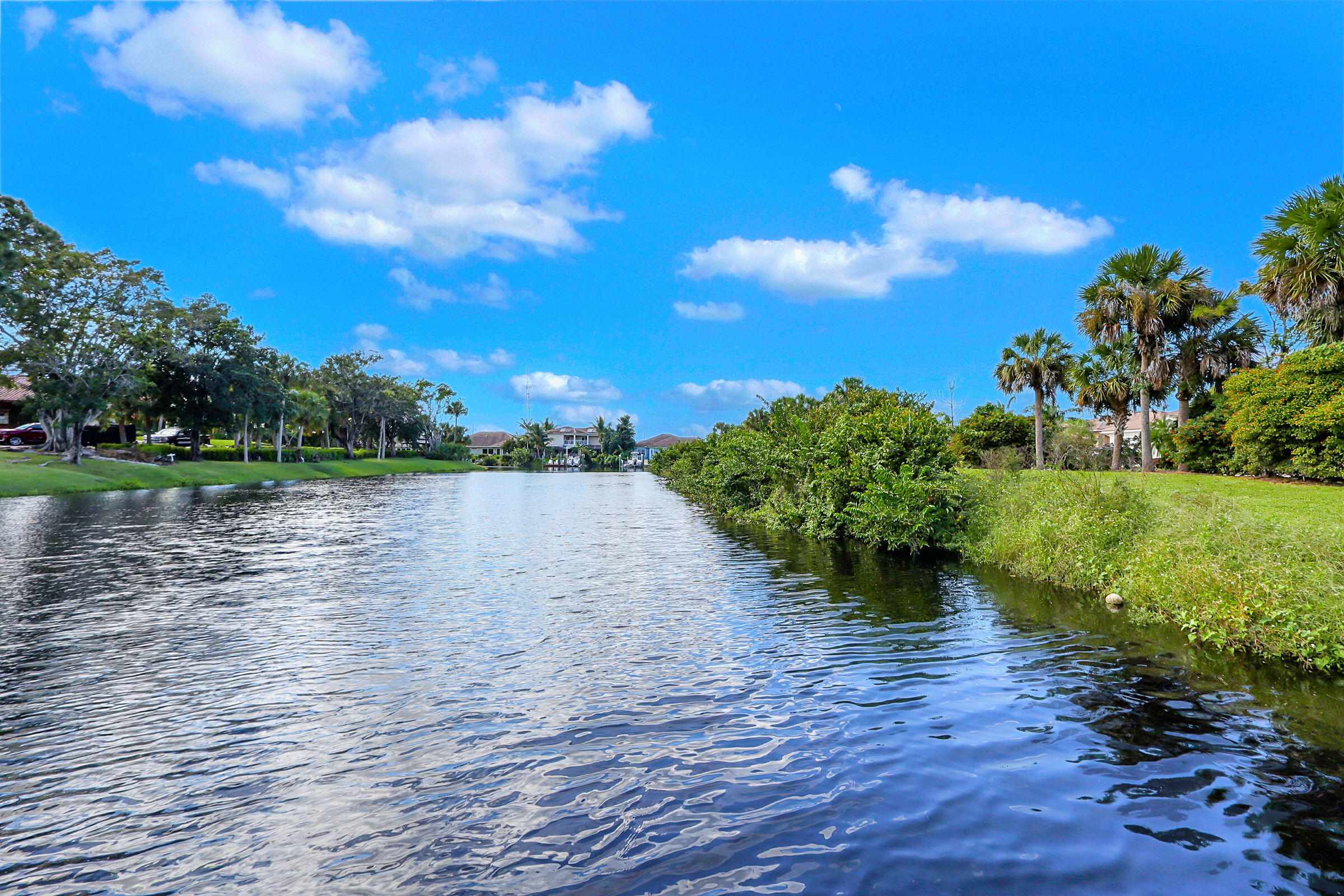 LOST RIVER MANORS - Residential Lease