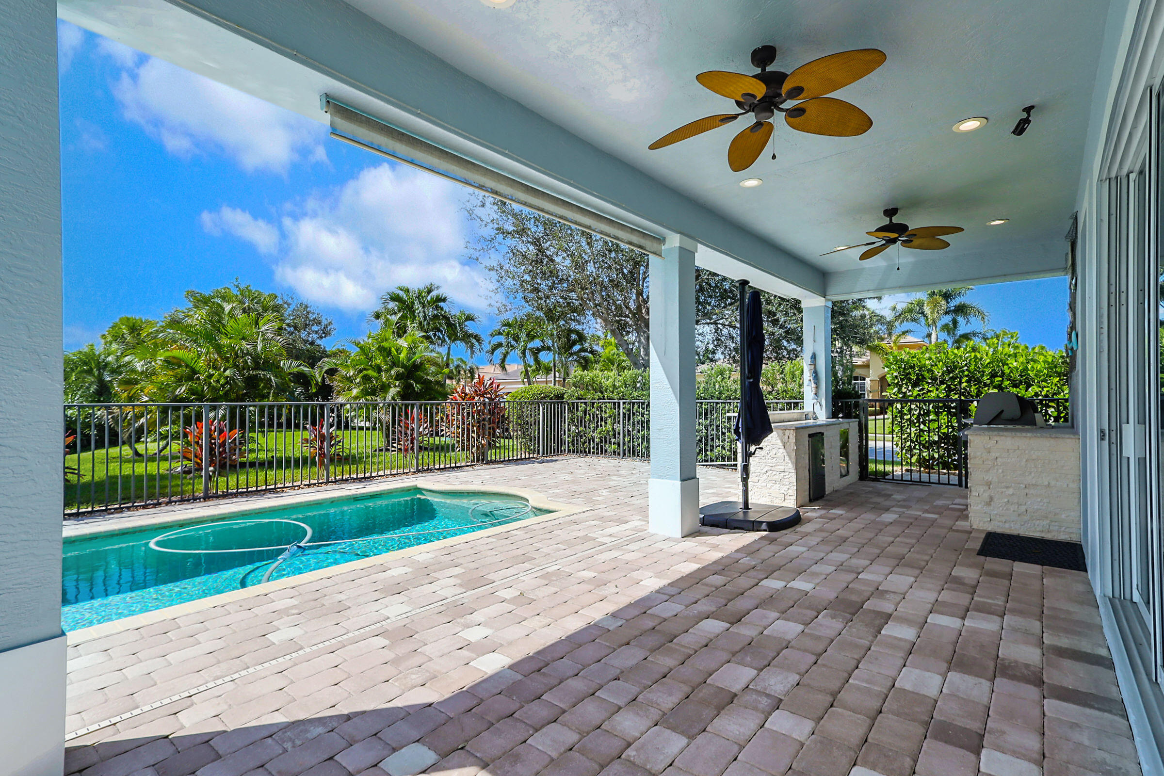 LOST RIVER MANORS - Residential Lease