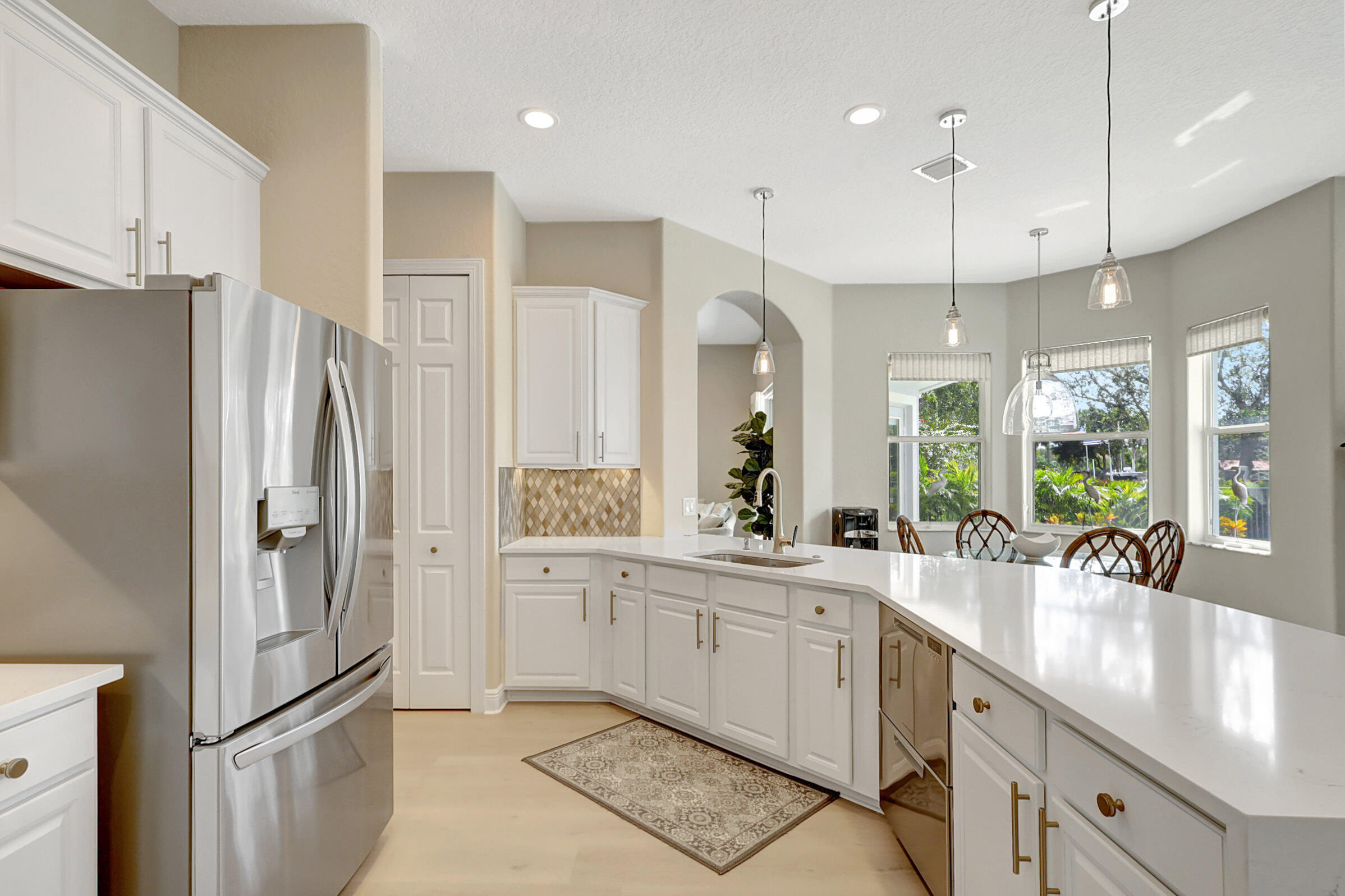 LOST RIVER MANORS - Residential Lease