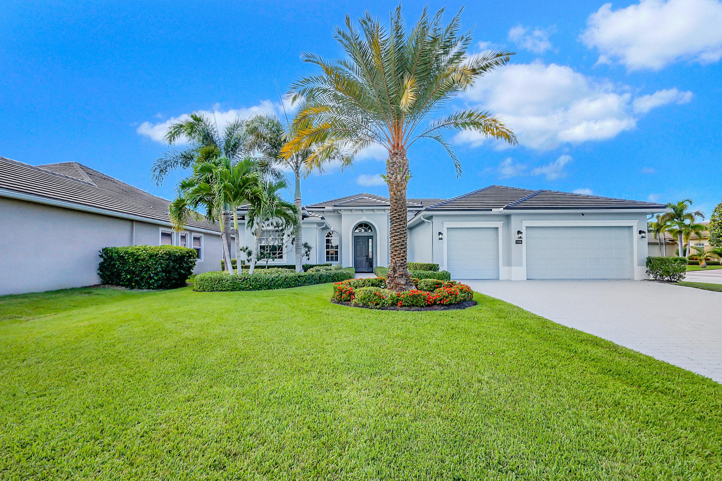 LOST RIVER MANORS - Residential Lease