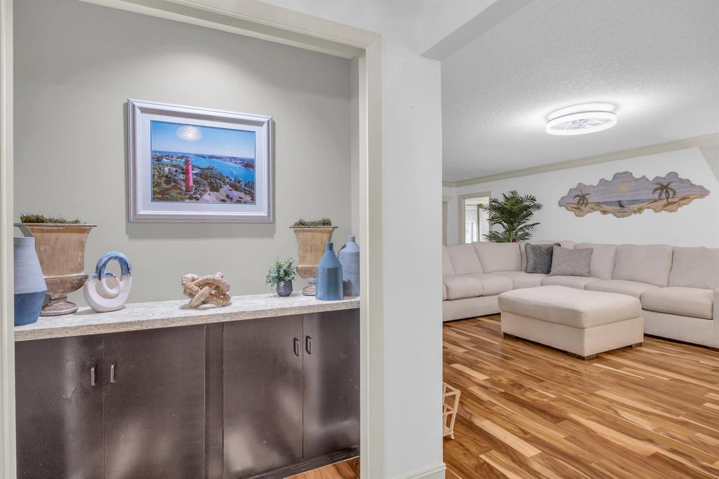 Photo of 25 SE Turtle Creek Drive #B, Jupiter, FL 33469 (MLS # R11105634)