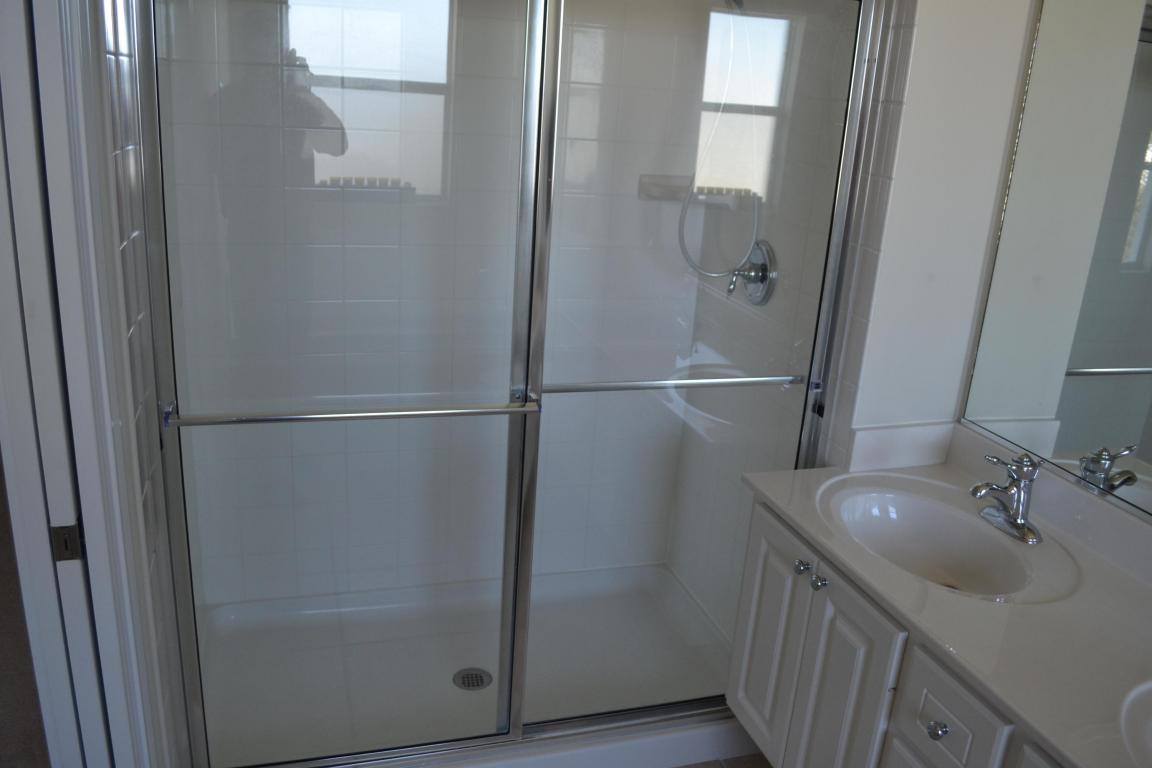 MALLORY CREEK AT ABACOA - Residential Lease