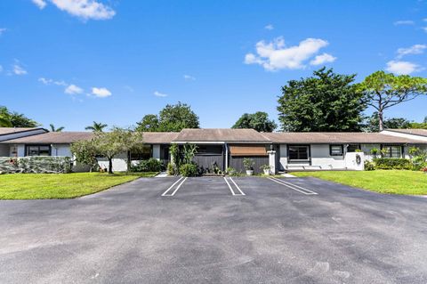 81 Westecunk Drive Royal Palm Beach FL 33411