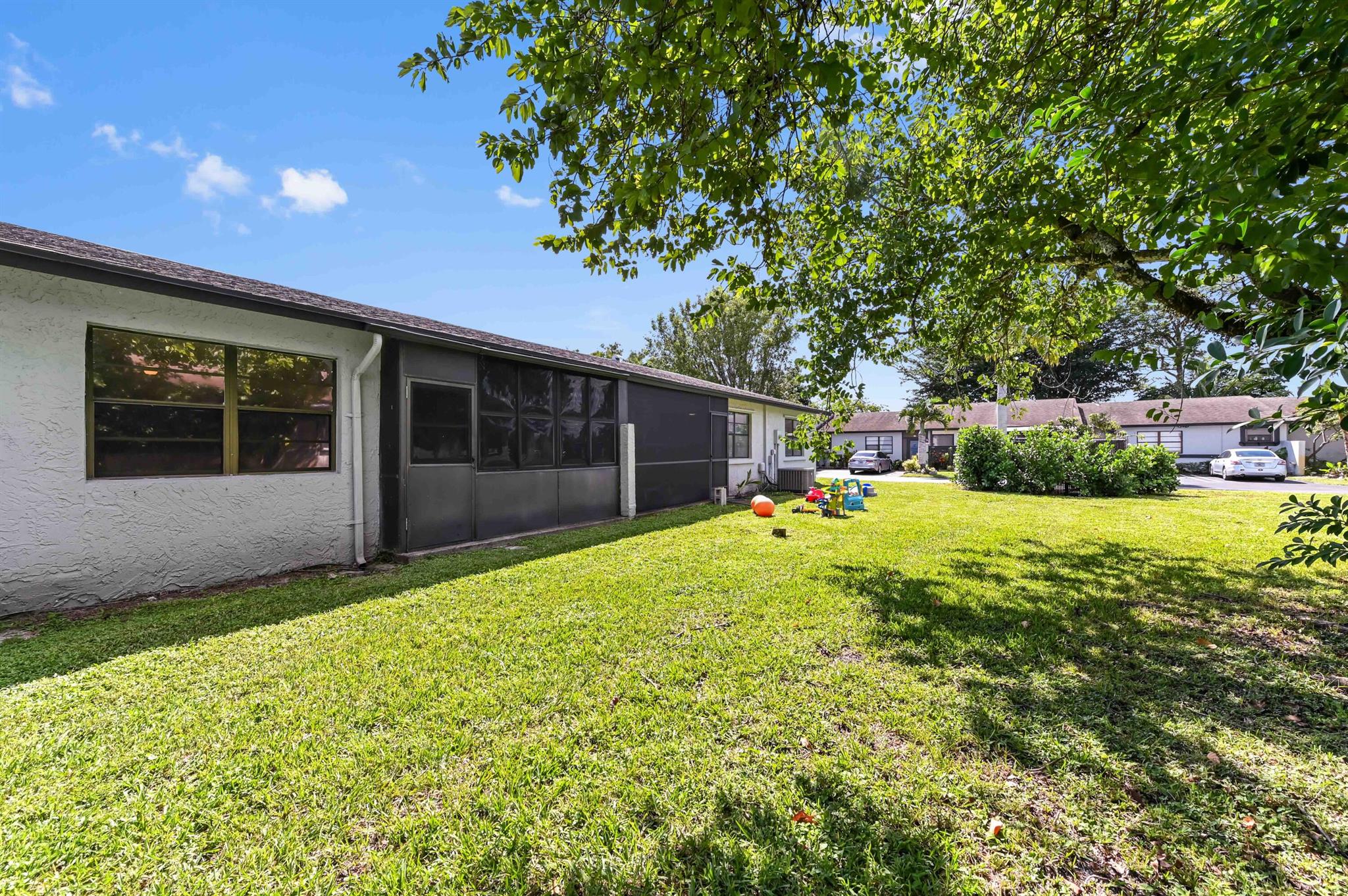 INDIAN TRAIL VILLAS - Residential