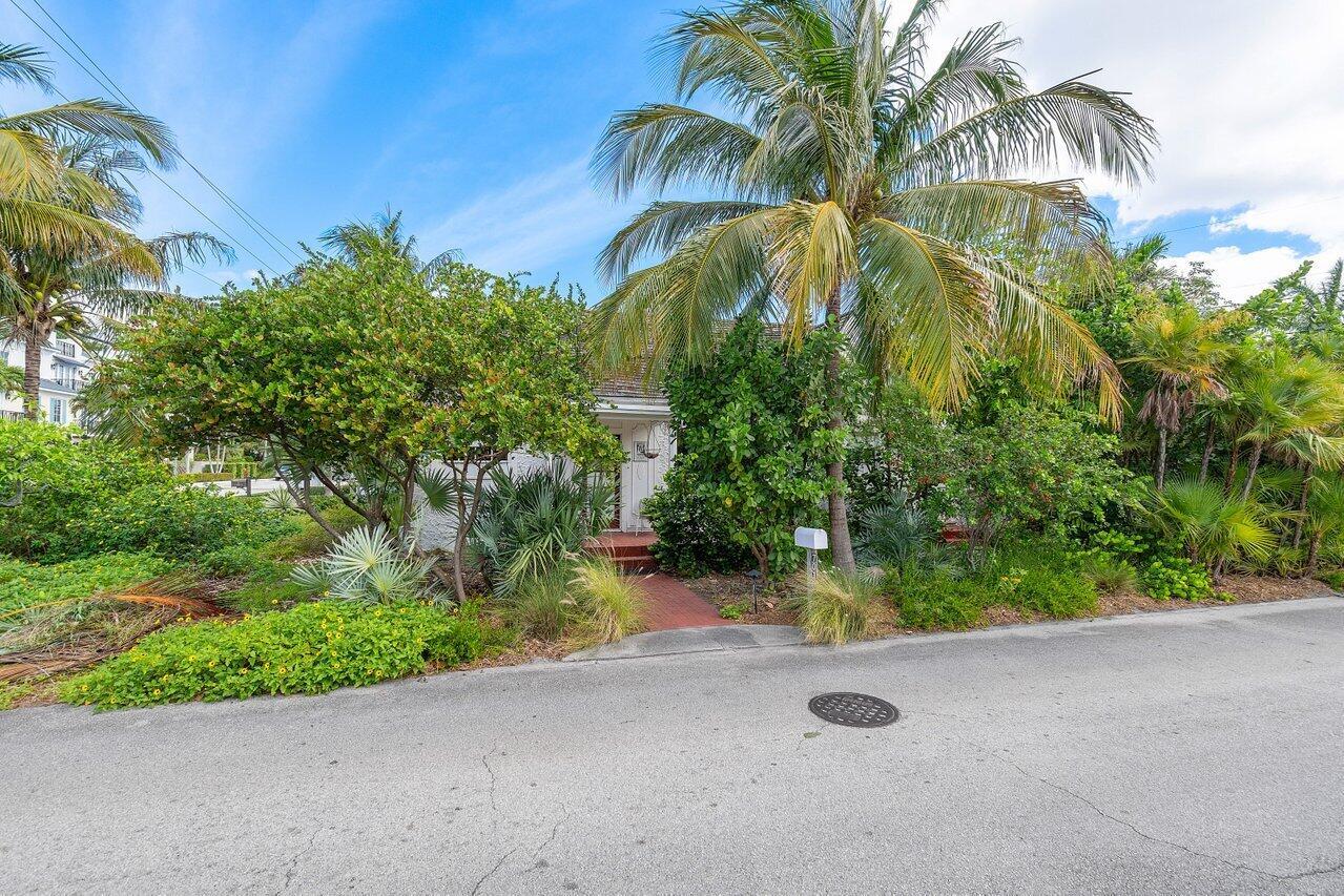 701 SE 1st Street