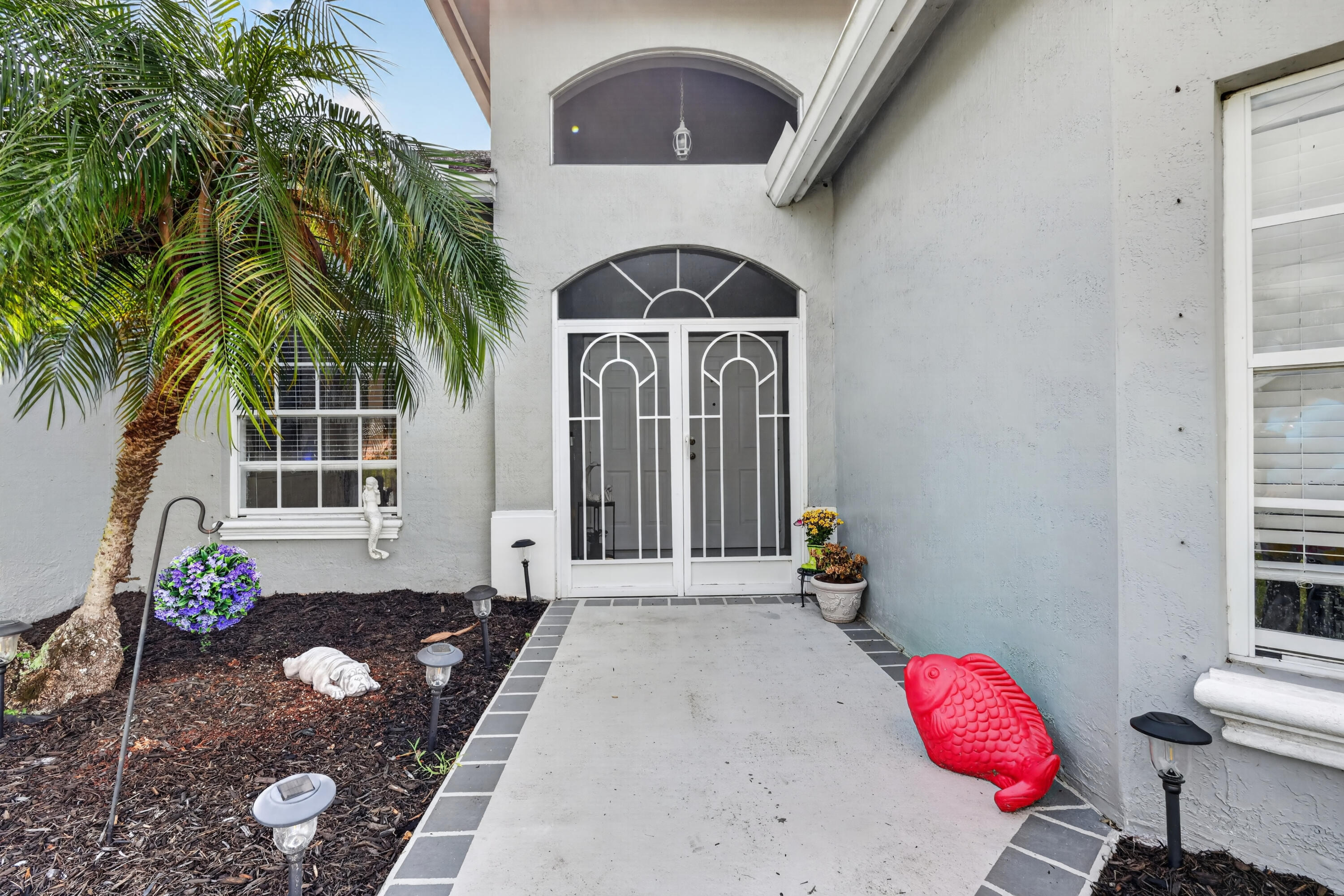1711 SE Fairfield Street, Port St Lucie, FL, 34983/$418,999 4 1711 SE Fairfield Street