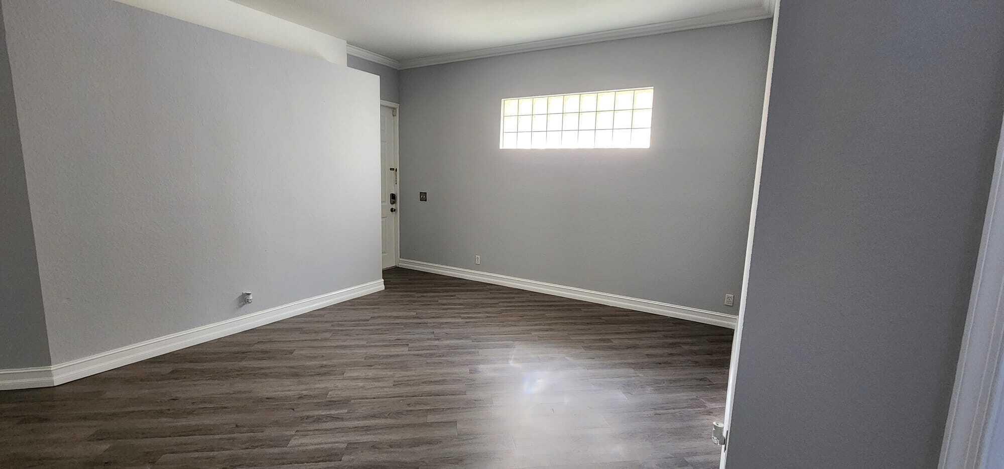 COUNTRY CLUB VIEWS - Residential Lease