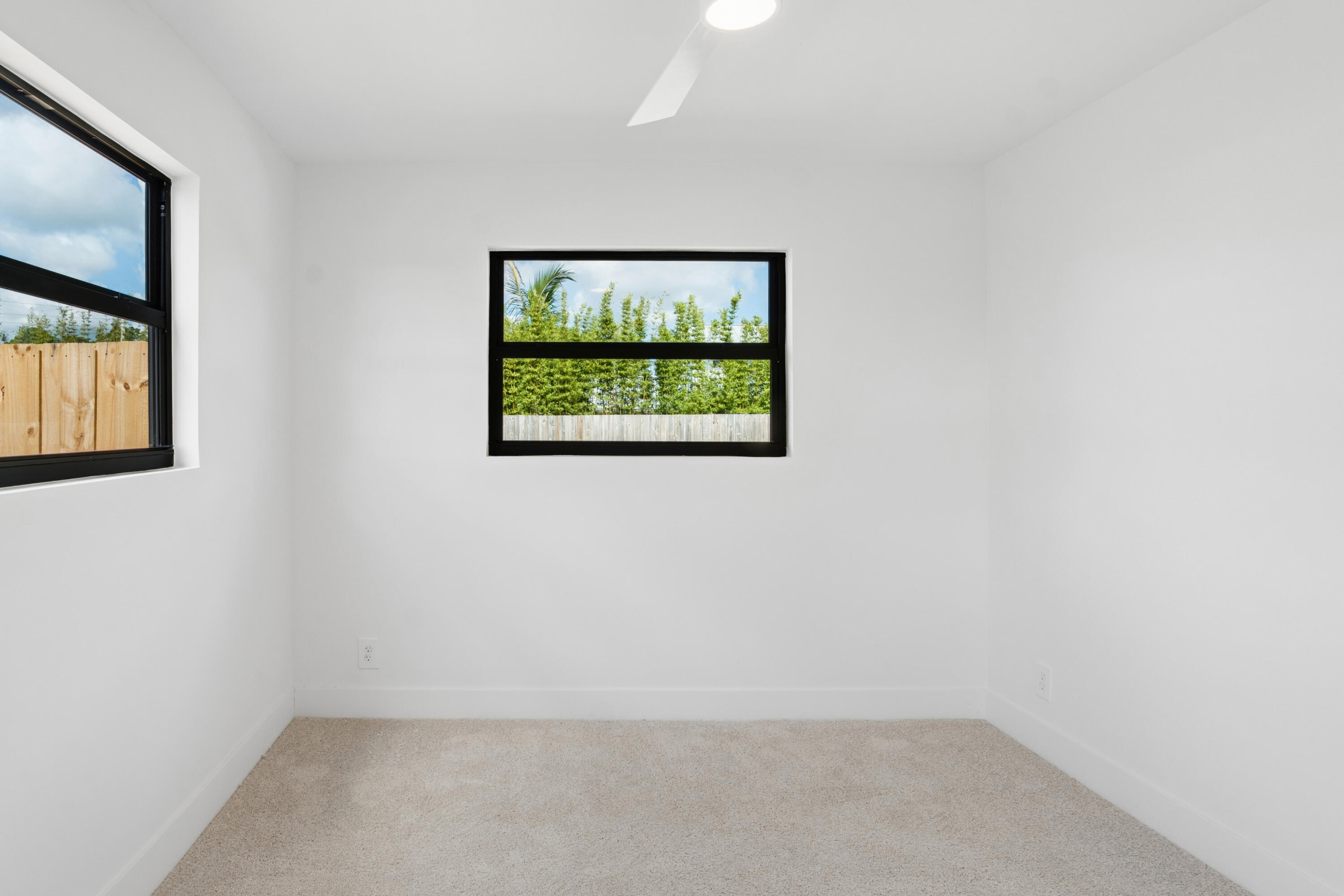 SANDY RIDGE - Residential
