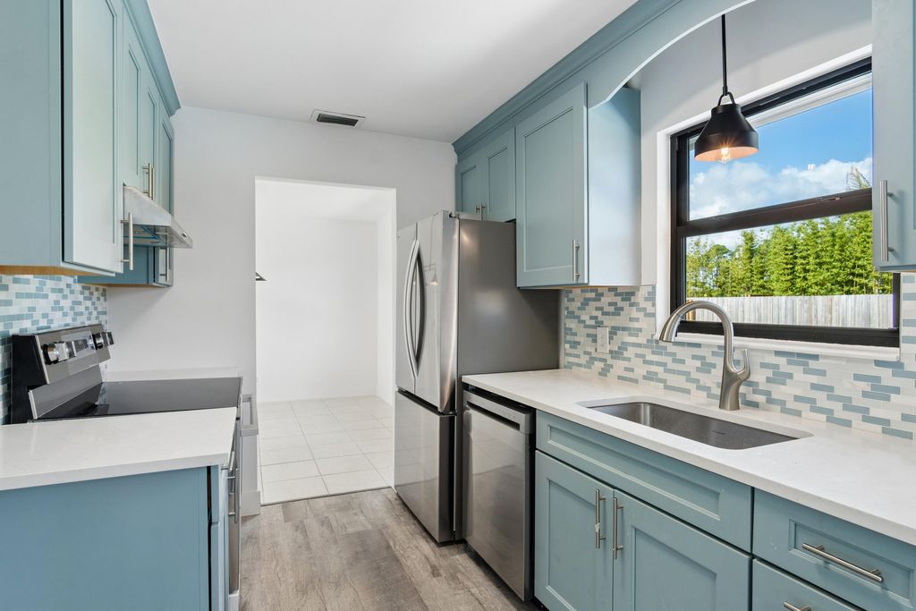 Photo of 5432 SE 50th Drive, Stuart, FL 34997 (MLS # B26034358)