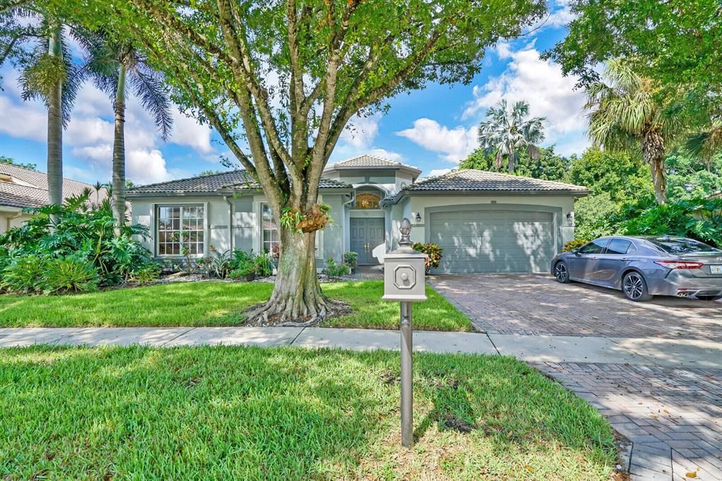 Photo of 11684 Cardenas Boulevard Blvd, Boynton Beach, FL 33437 (MLS # R10833356)