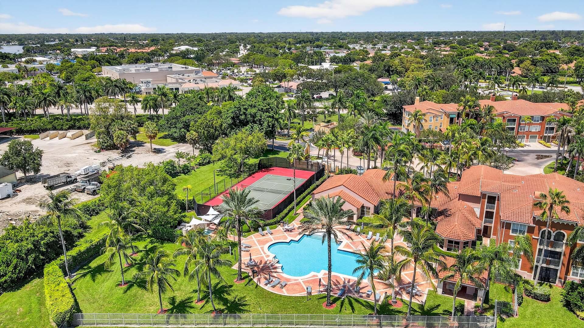 ST ANDREWS AT POLO CLUB CONDO - Residential