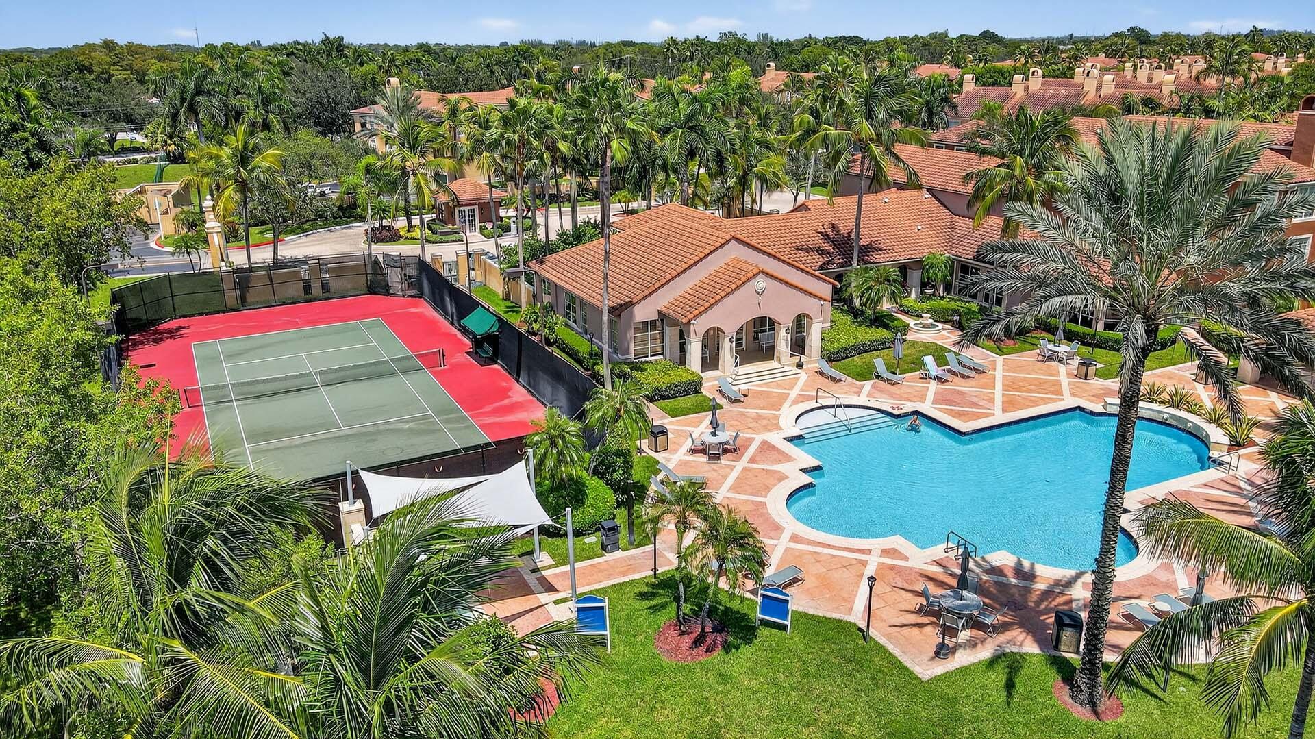 ST ANDREWS AT POLO CLUB CONDO - Residential