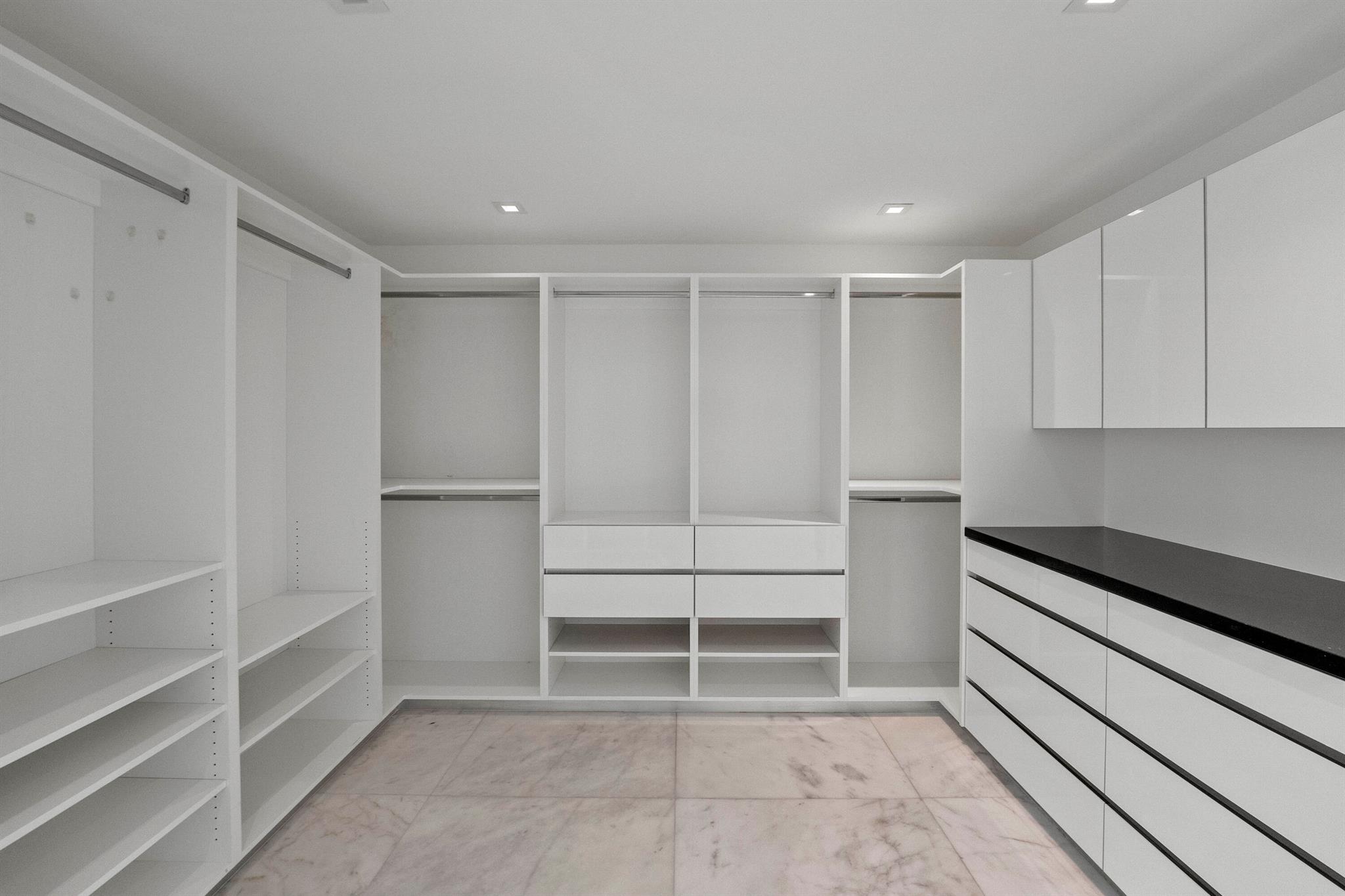 Admirals Cove - Residential