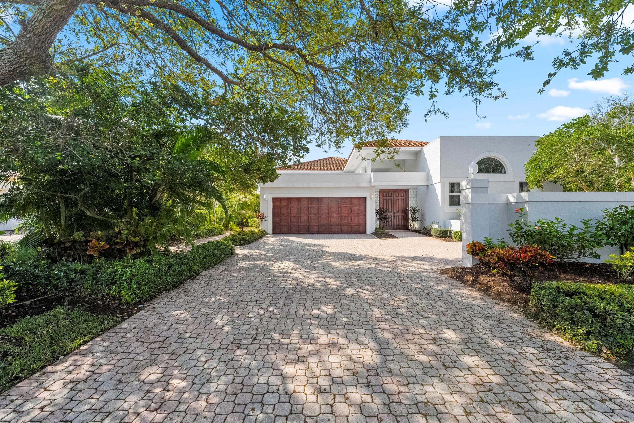 Admirals Cove - Residential