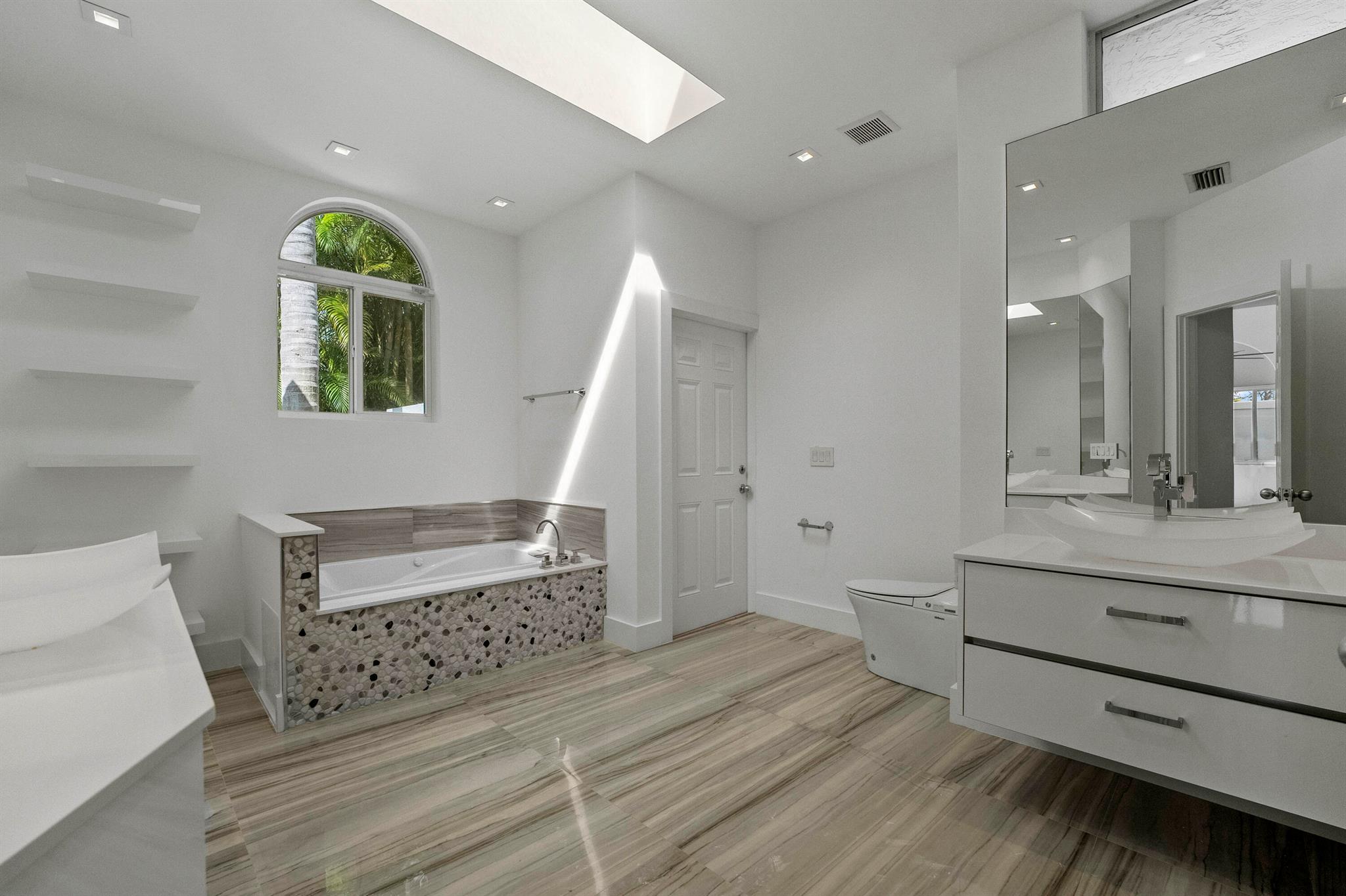 Admirals Cove - Residential