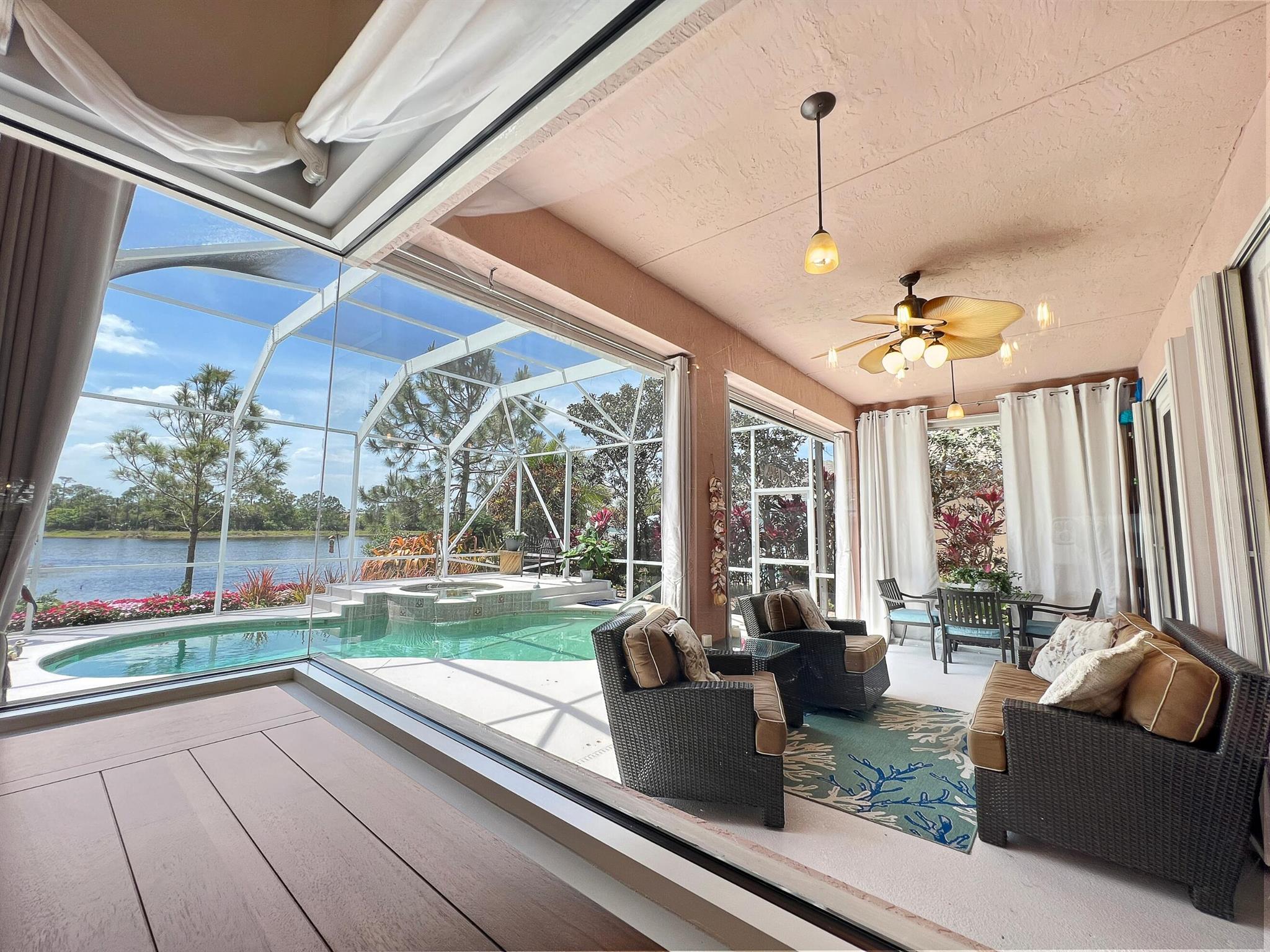 PINEAPPLE PLANTATION (AKA PINES) - Residential