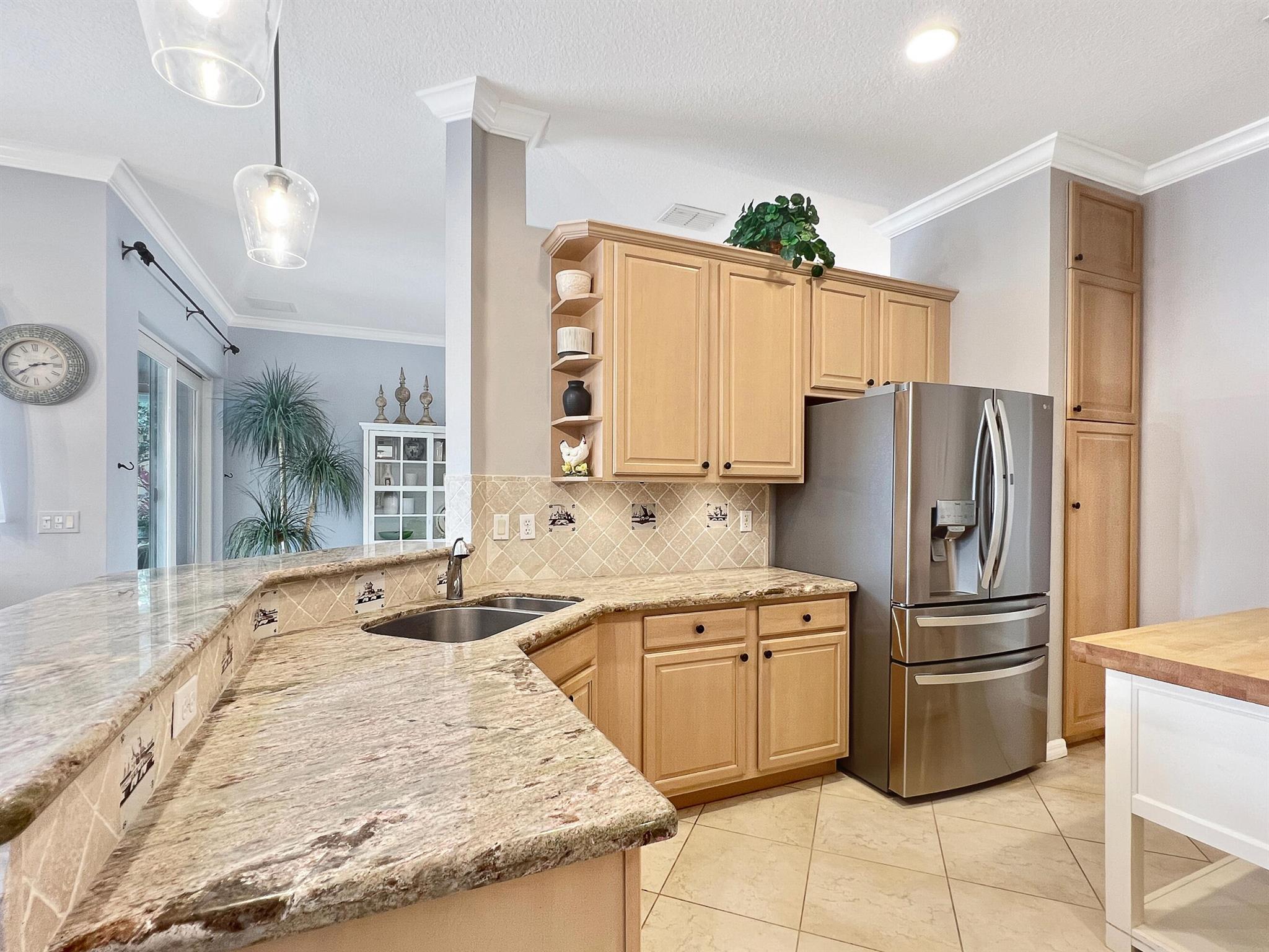 PINEAPPLE PLANTATION (AKA PINES) - Residential