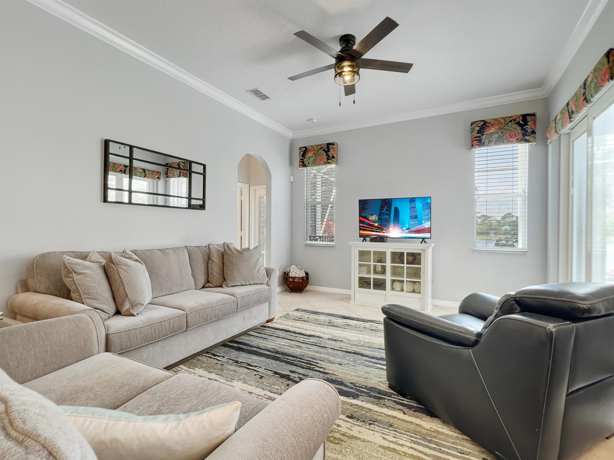 PINEAPPLE PLANTATION (AKA PINES) - Residential